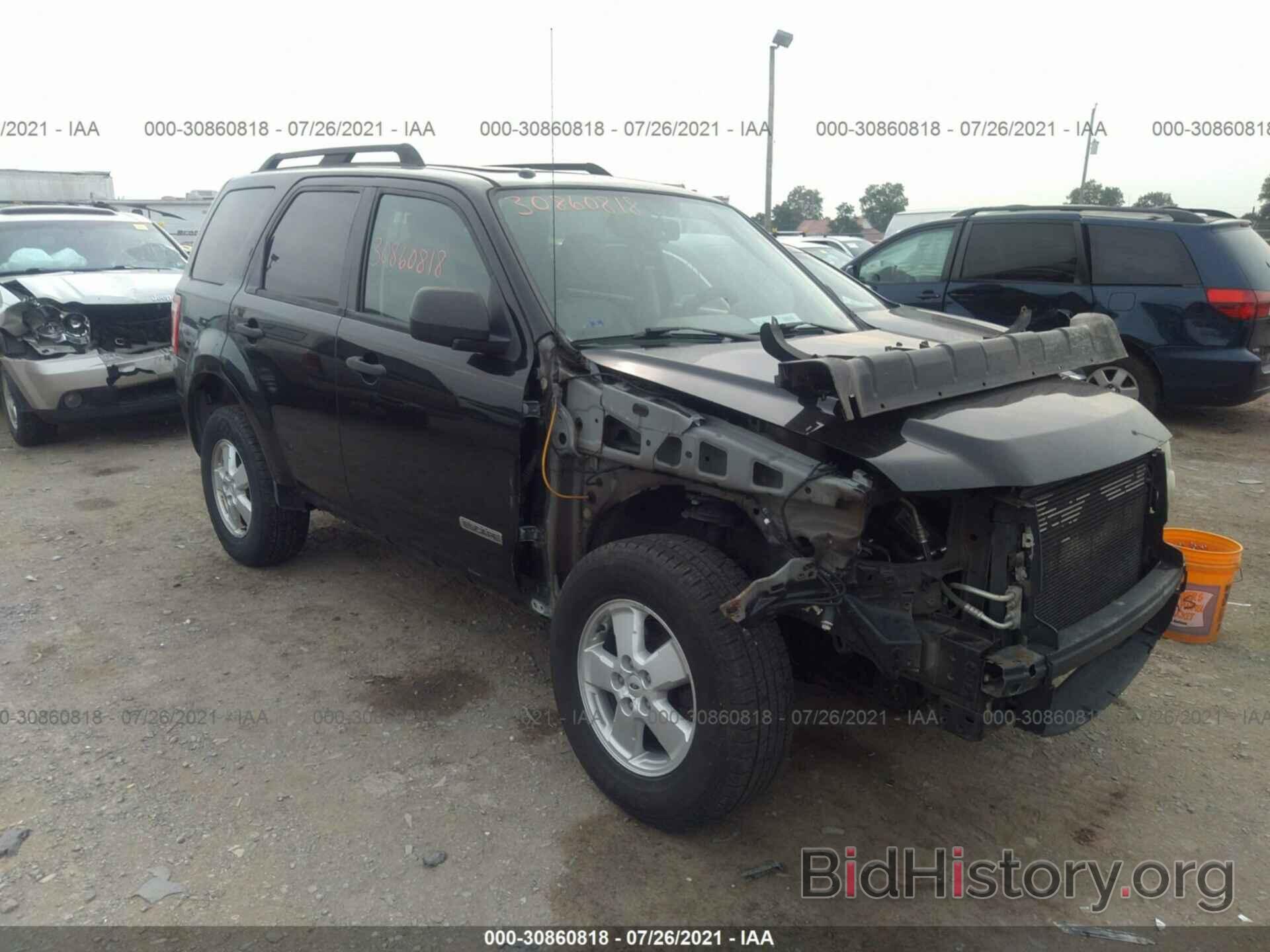 Photo 1FMCU93138KB35561 - FORD ESCAPE 2008