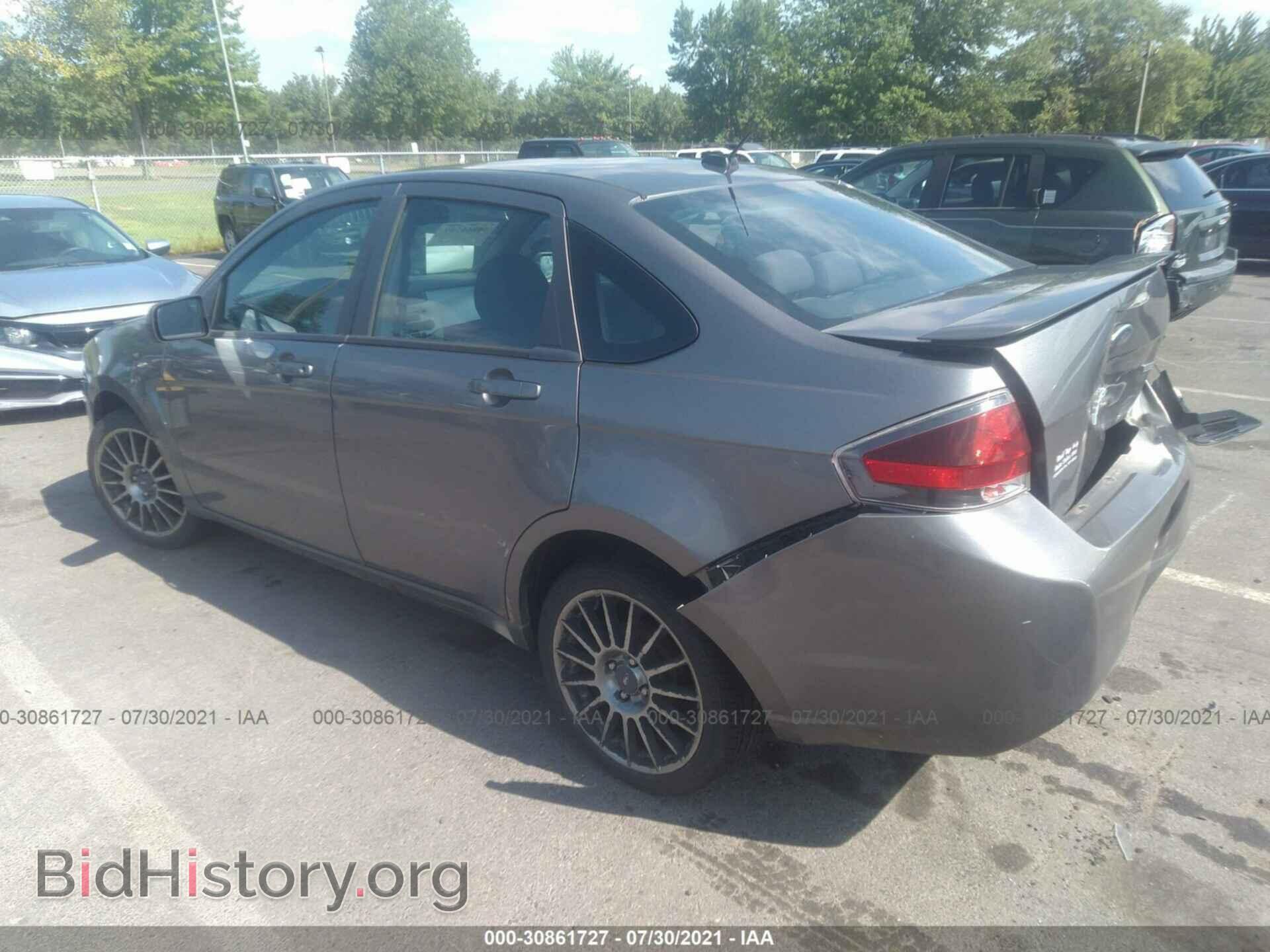 2011 FORD FOCUS - VIN: 1FAHP3GN3BW123976 - Фото 3