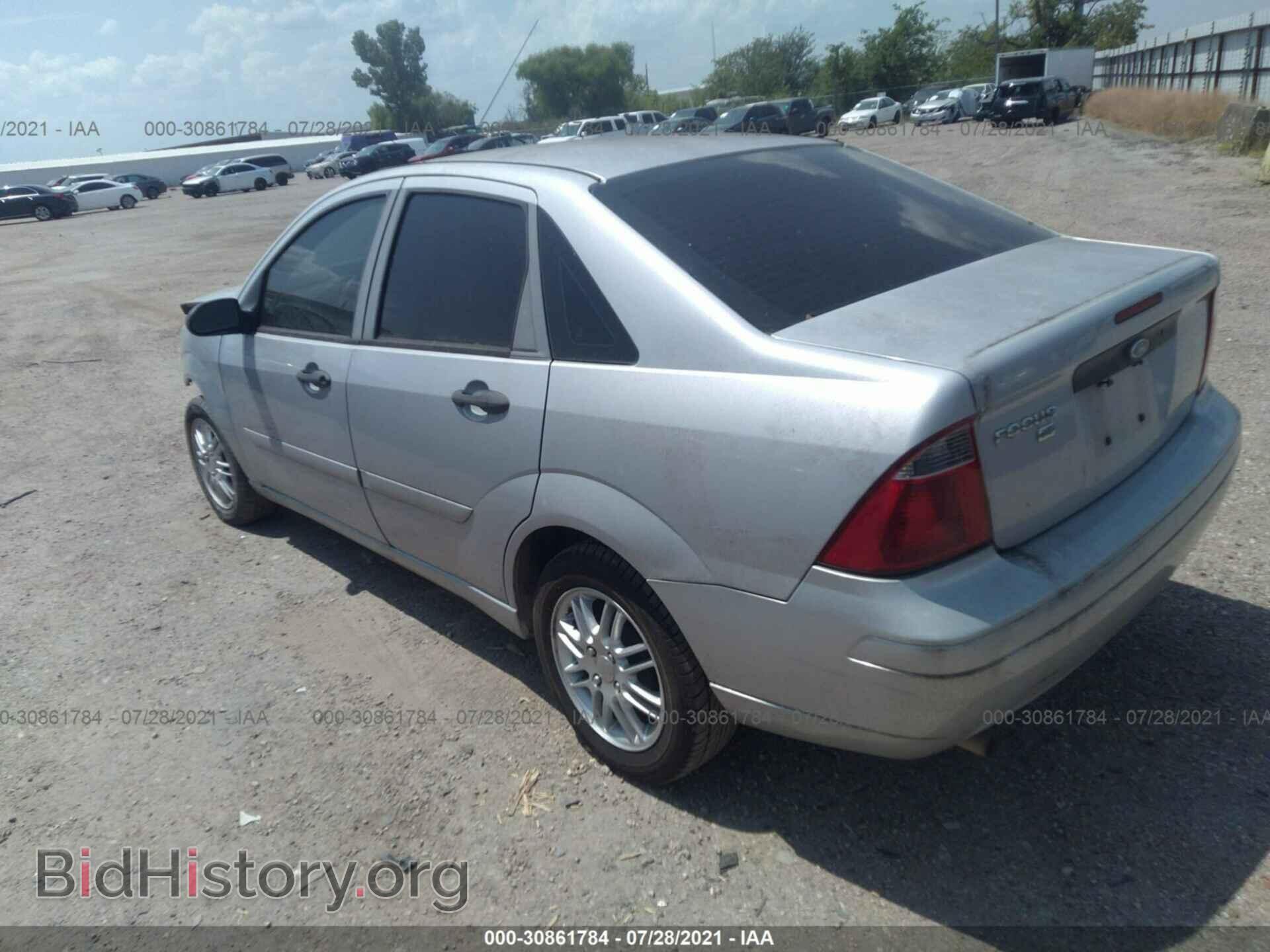 2007 FORD FOCUS - VIN: 1FAFP34N87W250287 - Фото 3