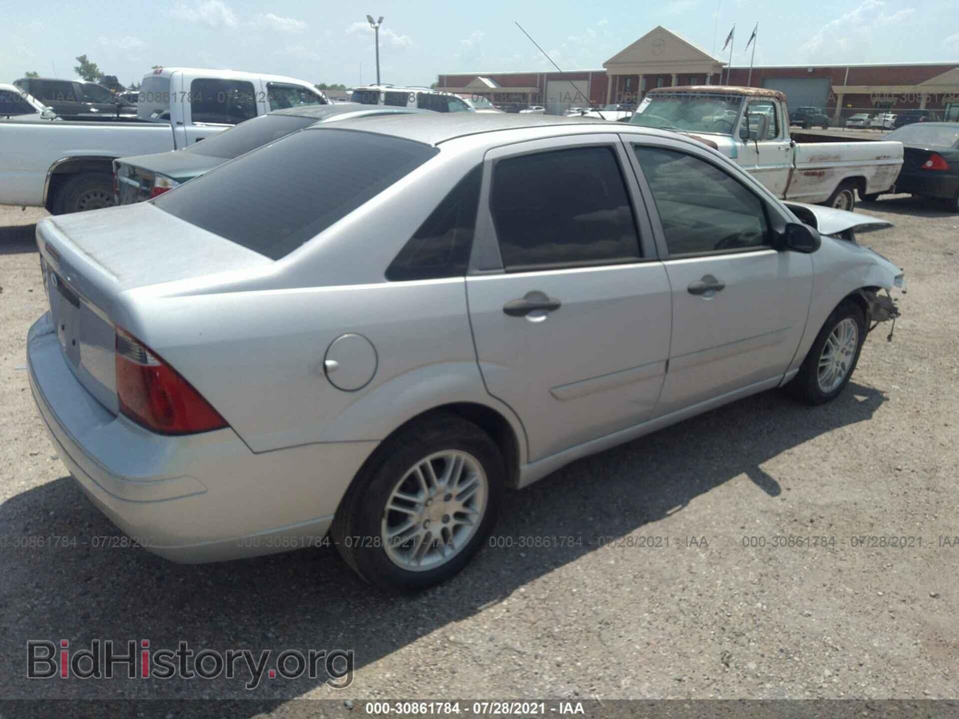 2007 FORD FOCUS - VIN: 1FAFP34N87W250287 - Фото 4