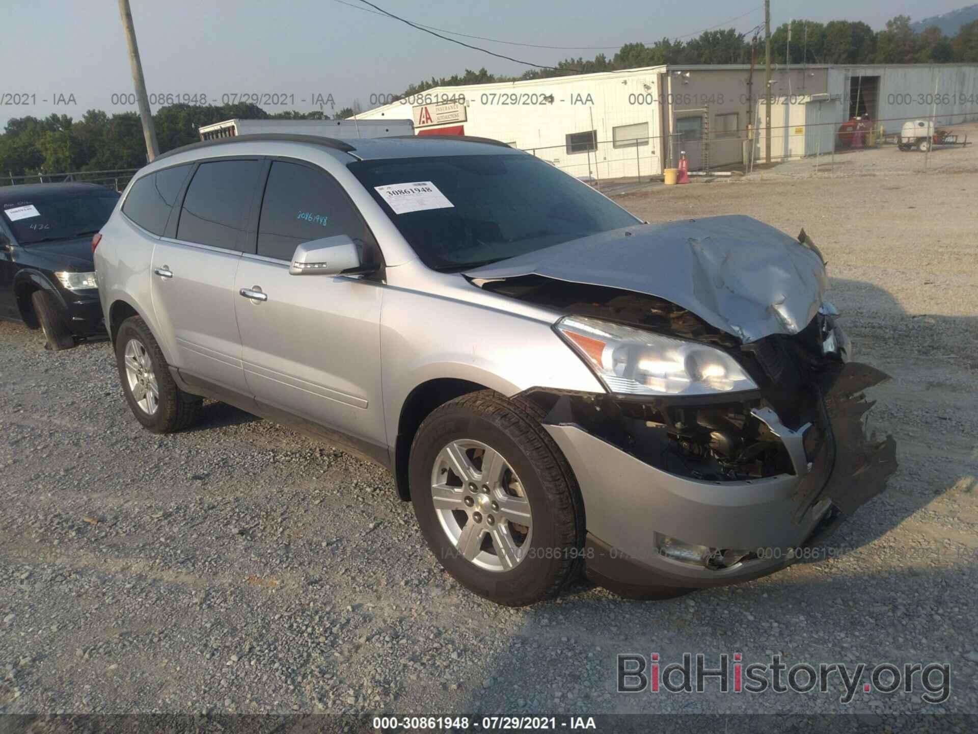 Photo 1GNKRGED1CJ359012 - CHEVROLET TRAVERSE 2012