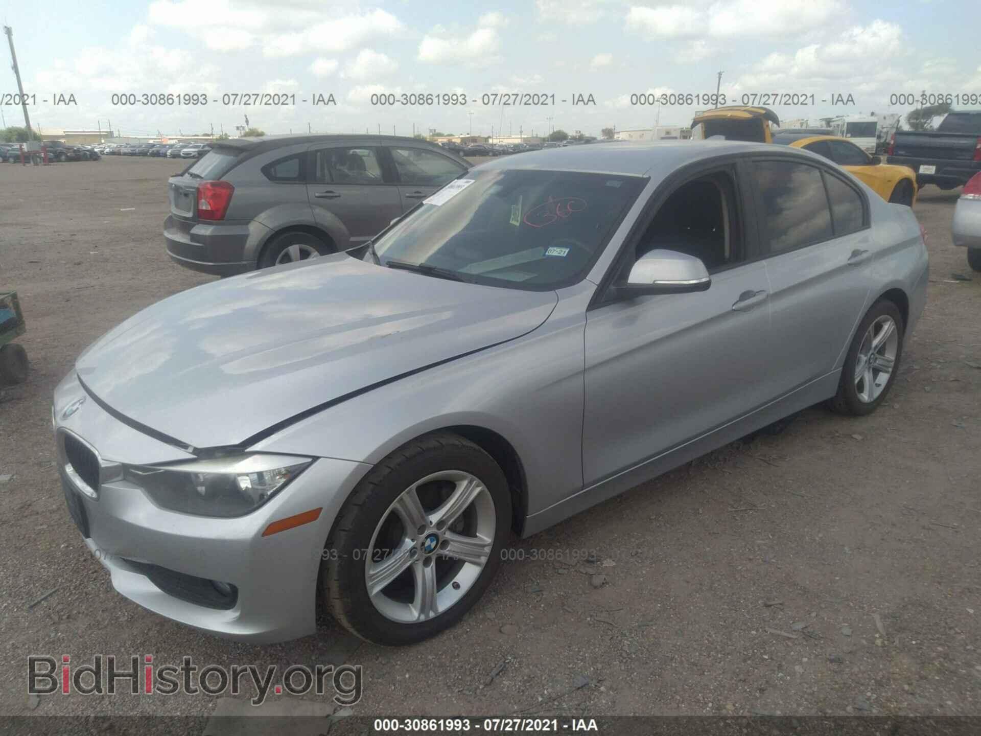 2015 BMW 3 SERIES - VIN: WBA3B1C59FK138537 - Фото 2