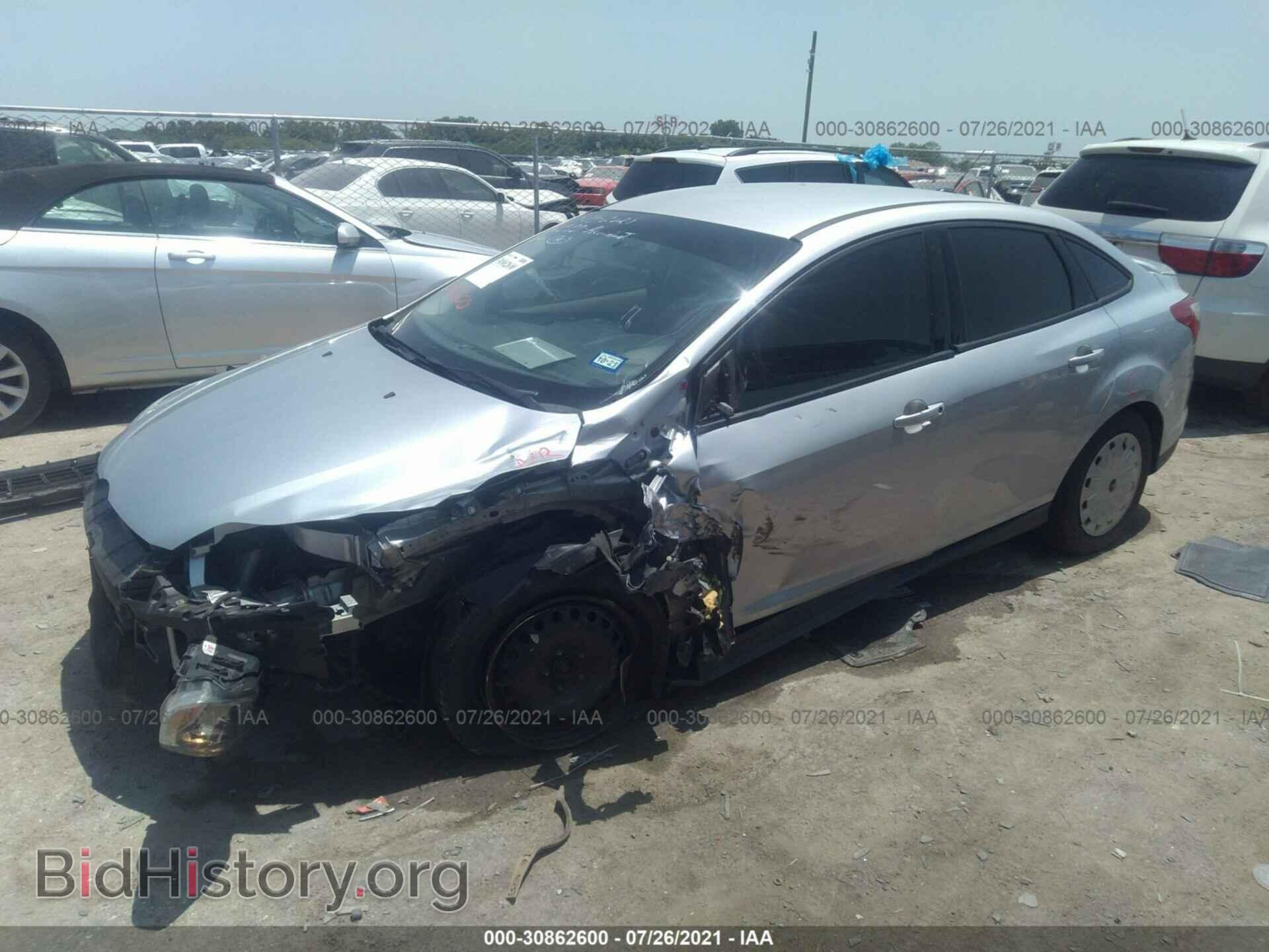 2014 FORD FOCUS - VIN: 1FADP3F21EL393624 - Photo 2