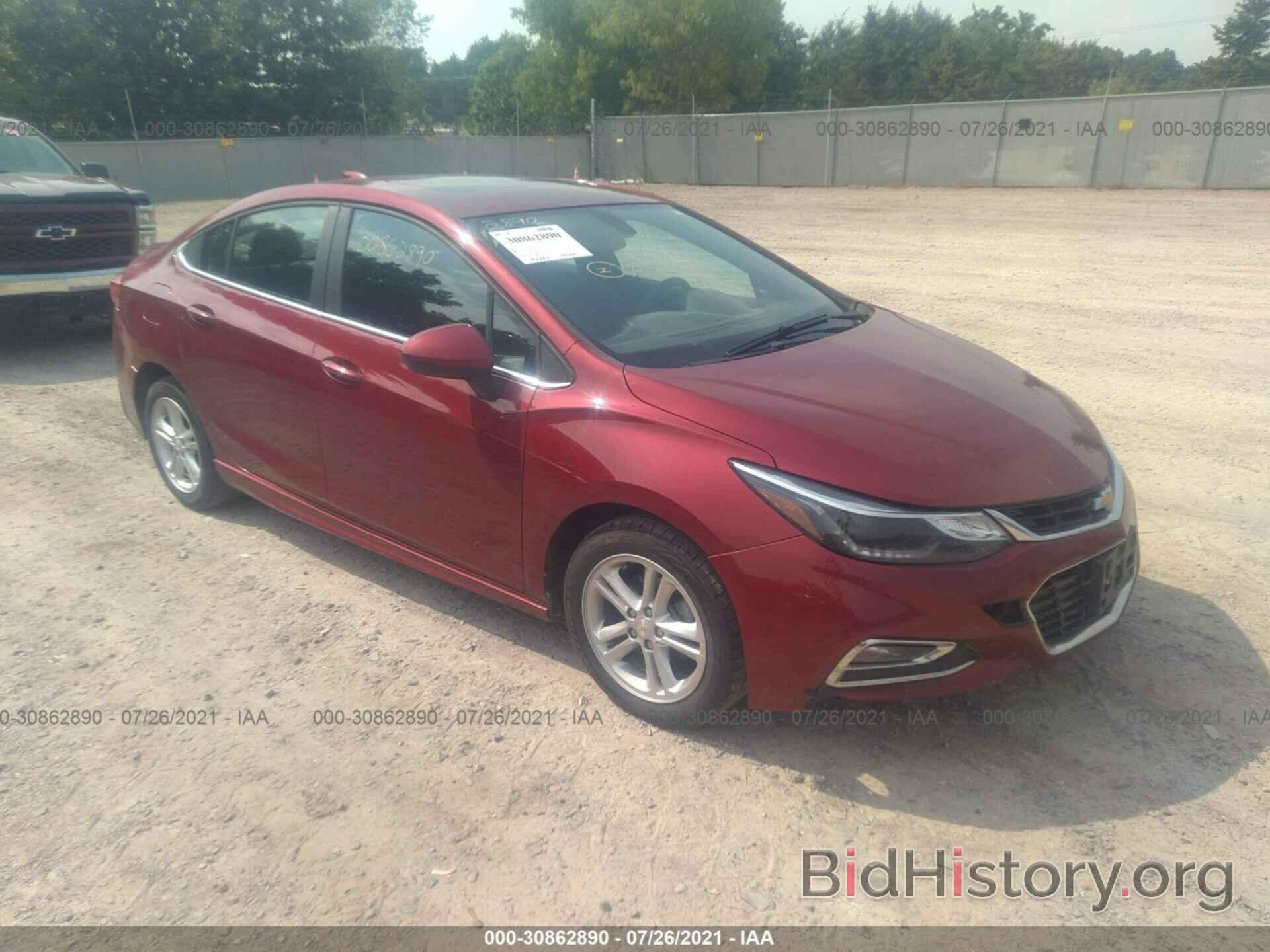 Photo 1G1BE5SM7H7234736 - CHEVROLET CRUZE 2017