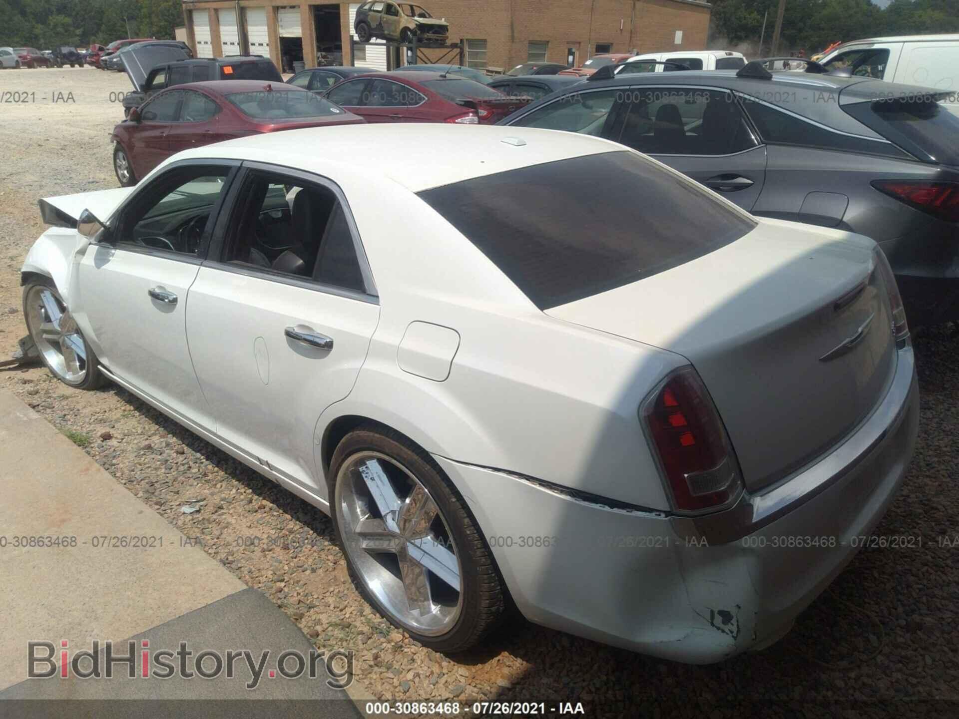 2012 CHRYSLER 300 - VIN: 2C3CCACG5CH251121 - Фото 3