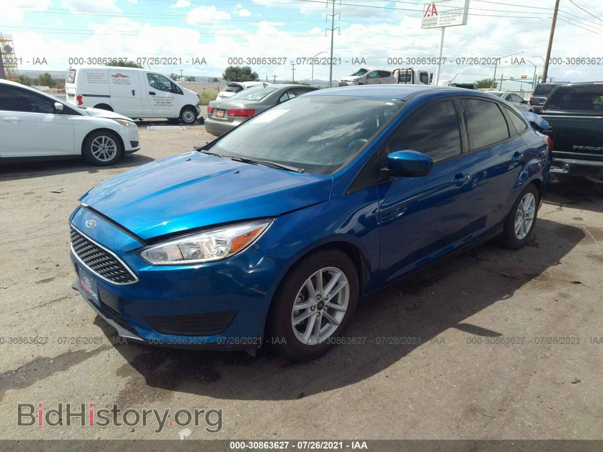2018 FORD FOCUS - VIN: 1FADP3FE4JL217090 - Фото 2