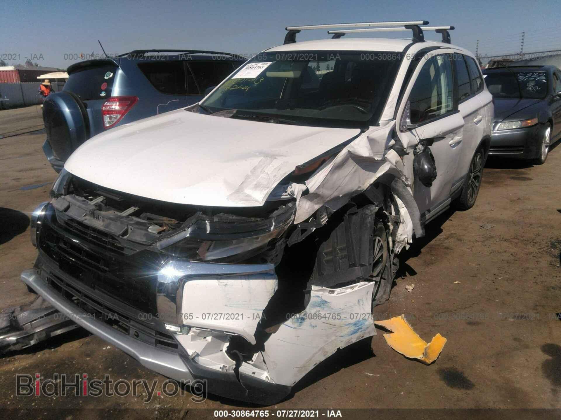 2017 MITSUBISHI OUTLANDER - VIN: JA4AD2A39HZ019449 - Фото 2