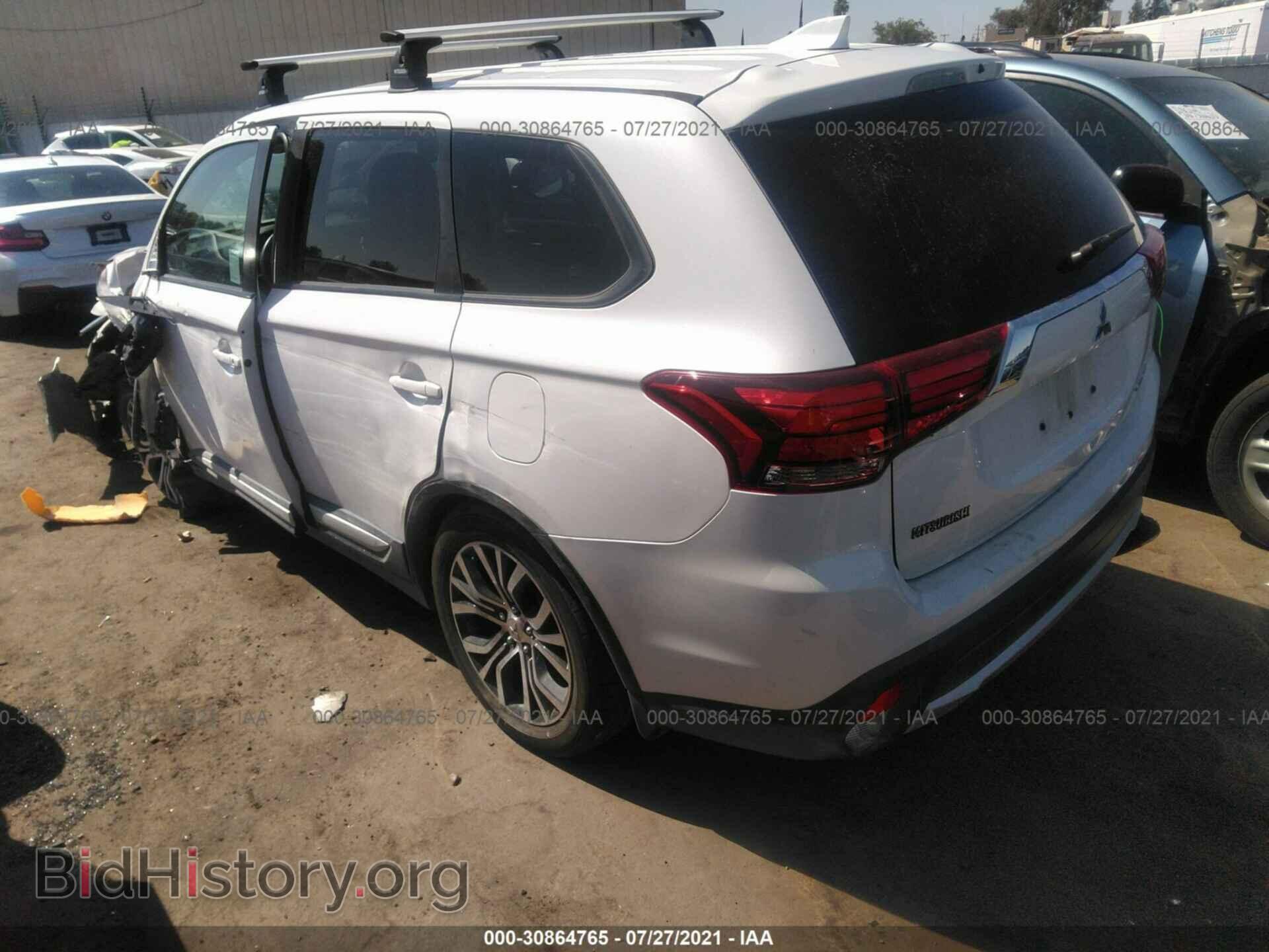 2017 MITSUBISHI OUTLANDER - VIN: JA4AD2A39HZ019449 - Фото 3