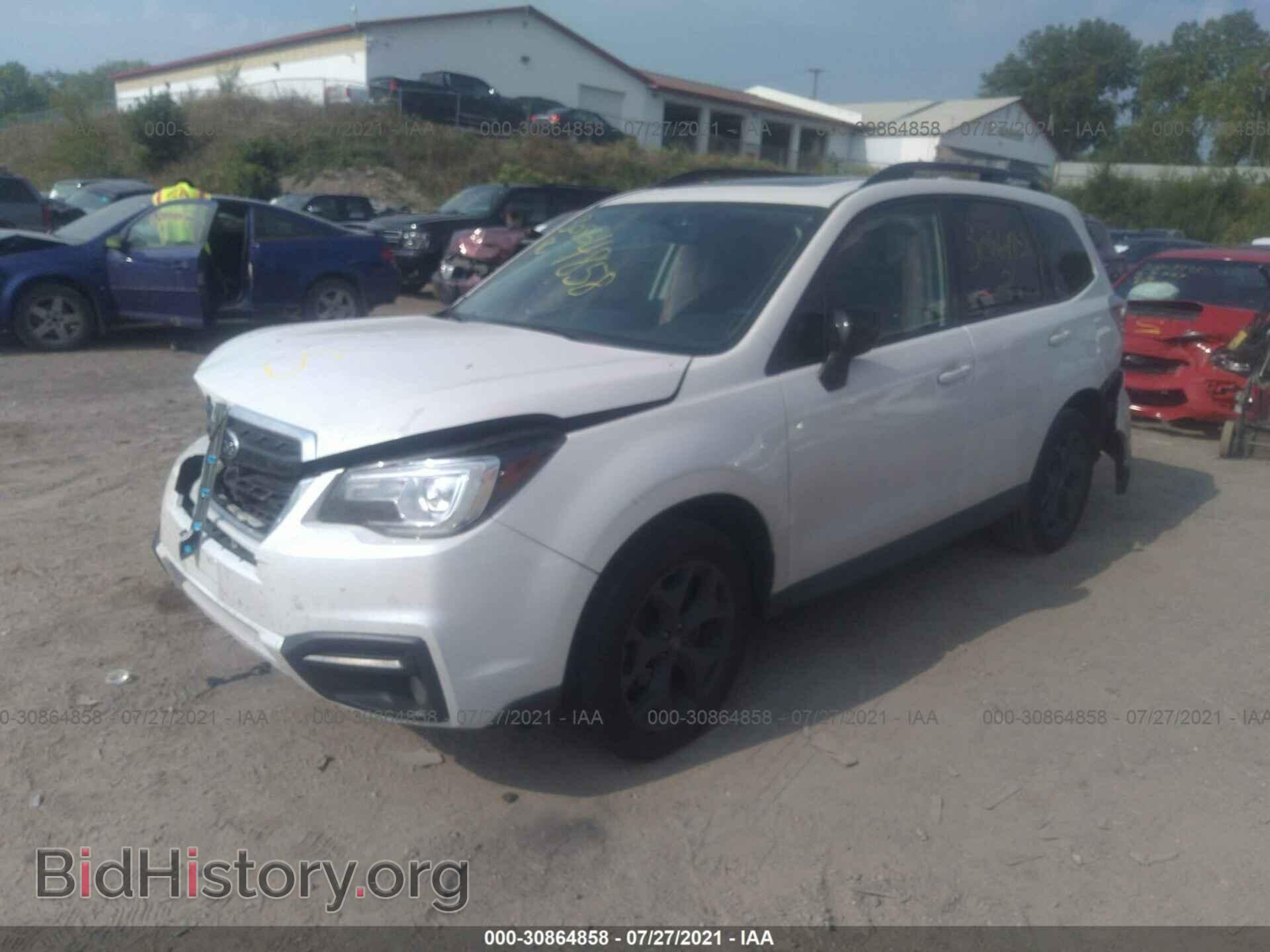 2018 SUBARU FORESTER - VIN: JF2SJAECXJH464352 - Фото 2