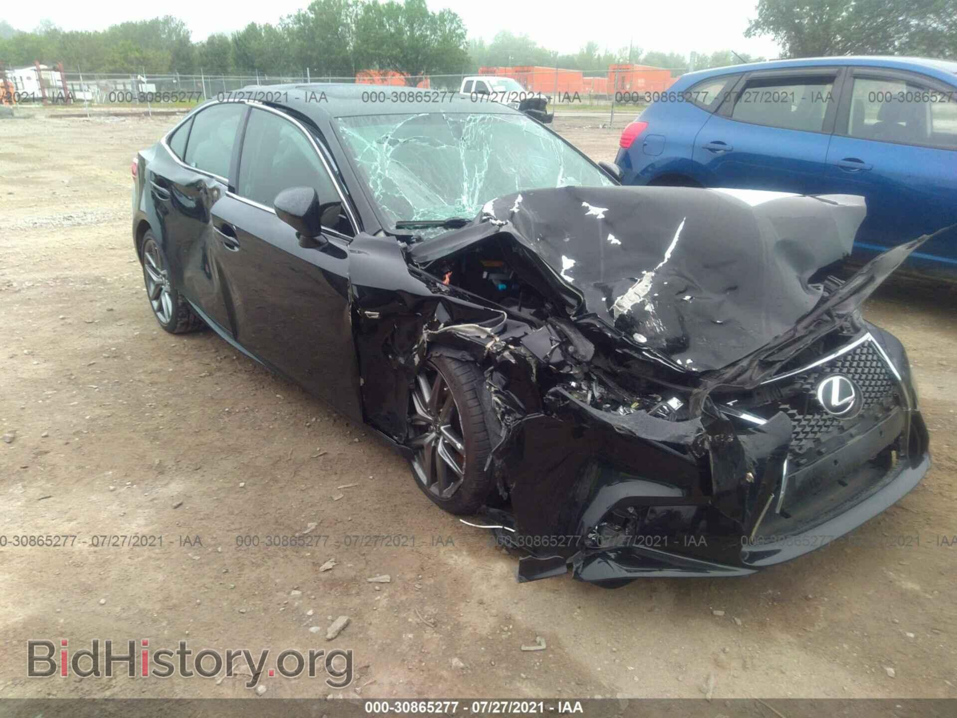 Фотография JTHCM1D23G5001576 - LEXUS IS 300 2016