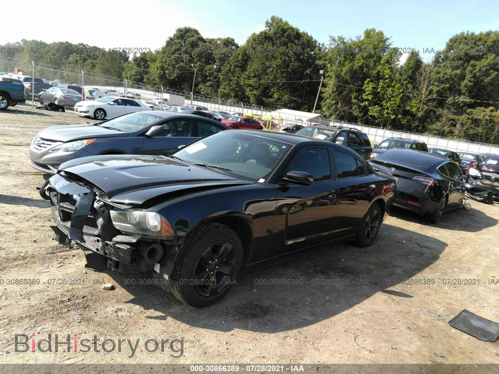 2011 DODGE CHARGER - VIN: 2B3CL3CG7BH532764 - Фото 2