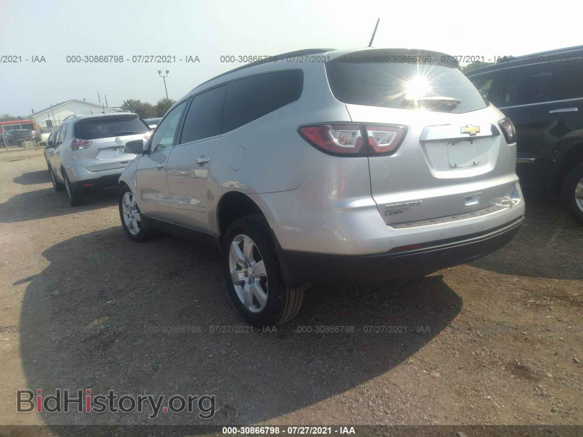 2017 CHEVROLET TRAVERSE - VIN: 1GNKRGKD2HJ309795 - Фото 3