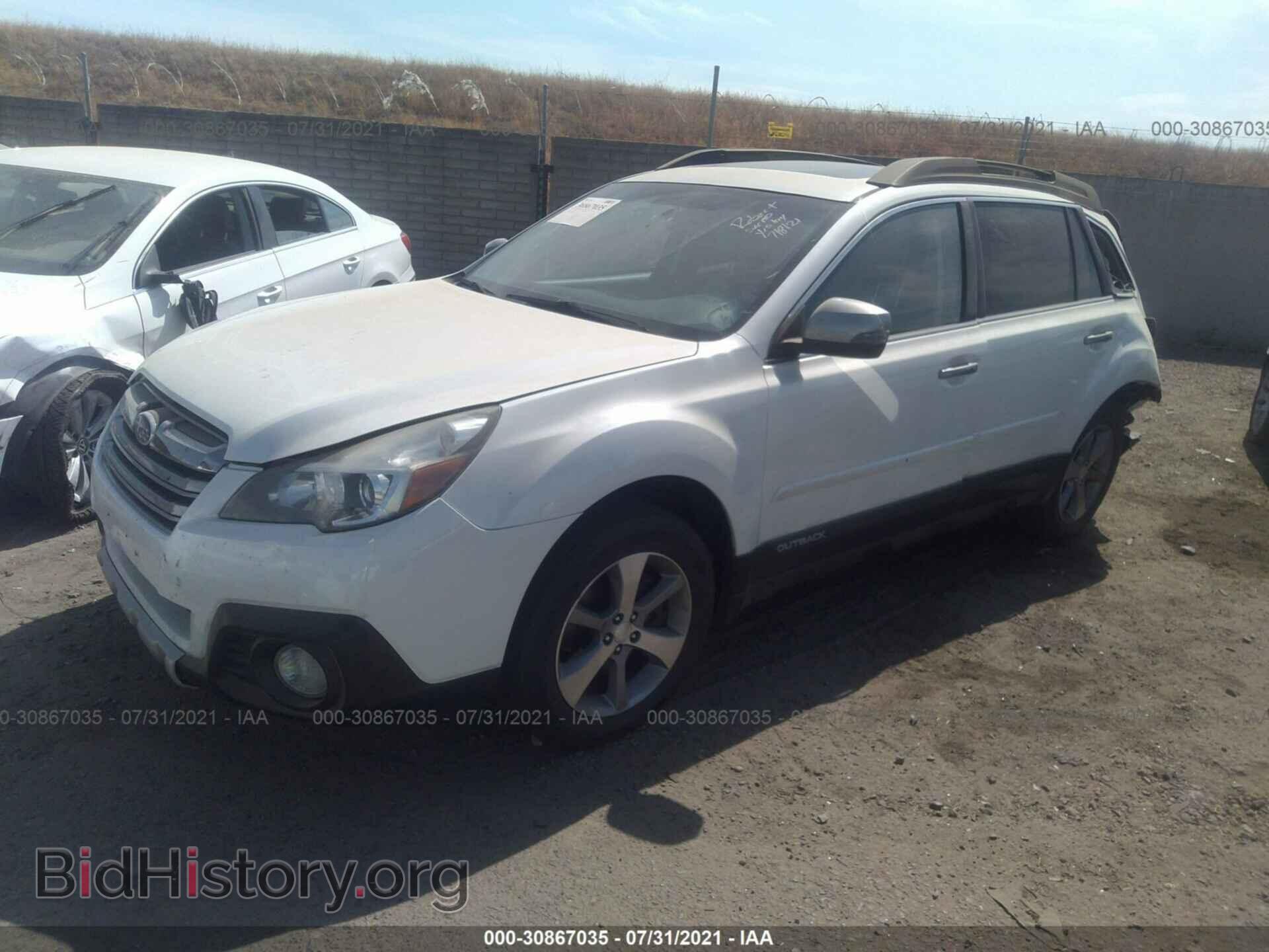2013 SUBARU OUTBACK - VIN: 4S4BRDSC4D2203668 - Фото 2