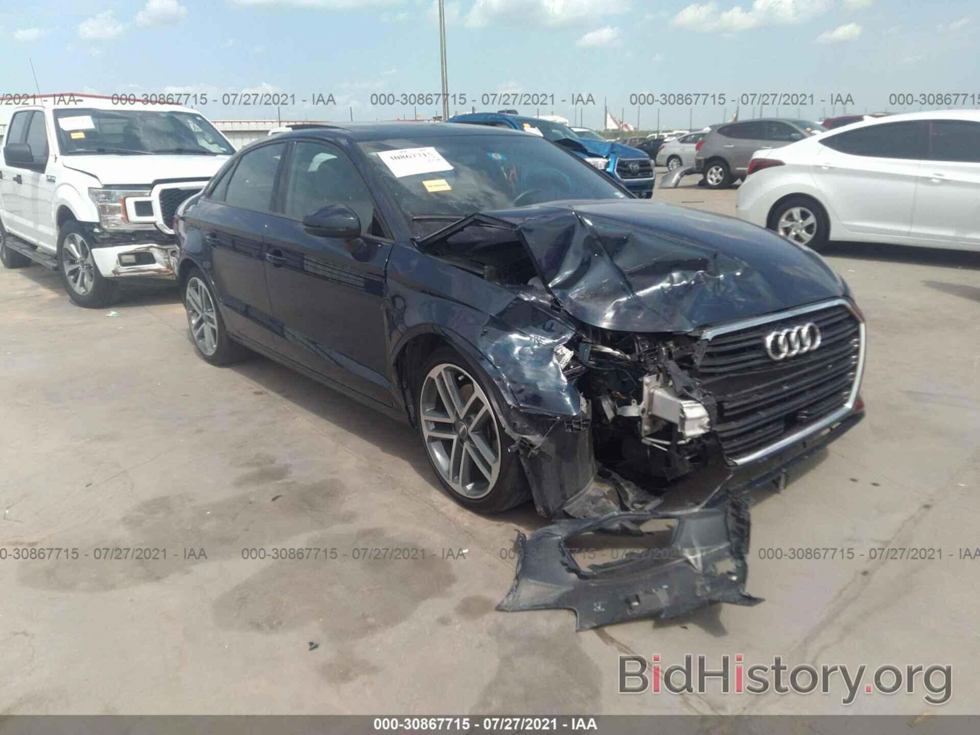 Photo WAUAUGFF9H1028329 - AUDI A3 SEDAN 2017