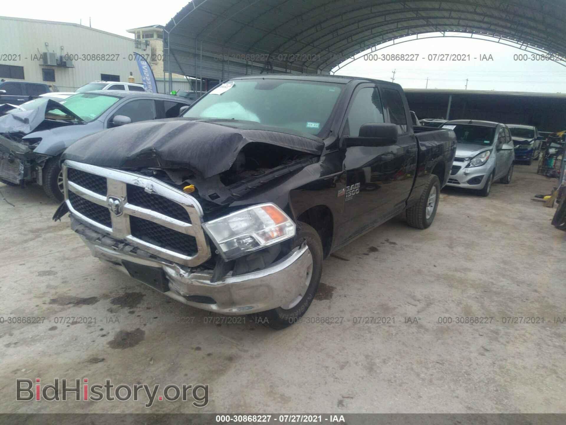 2019 RAM 1500 CLASSIC - VIN: 1C6RR7FT2KS597612 - Фото 2