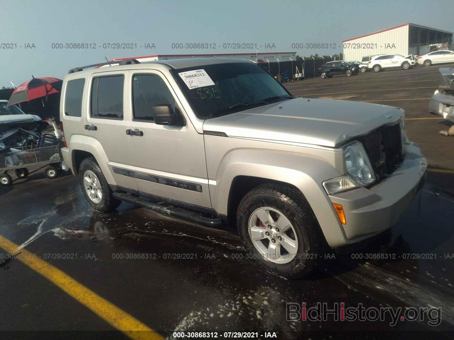 Photo 1J8GN28KX9W531811 - JEEP LIBERTY 2009