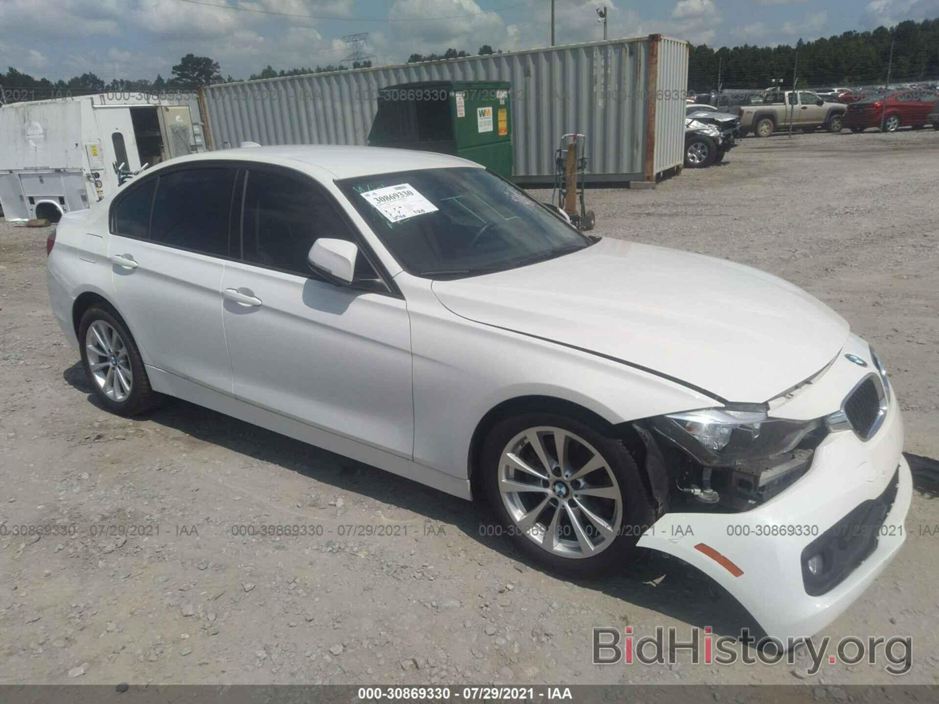 Photo WBA8E1G31HNU18069 - BMW 3 SERIES 2017