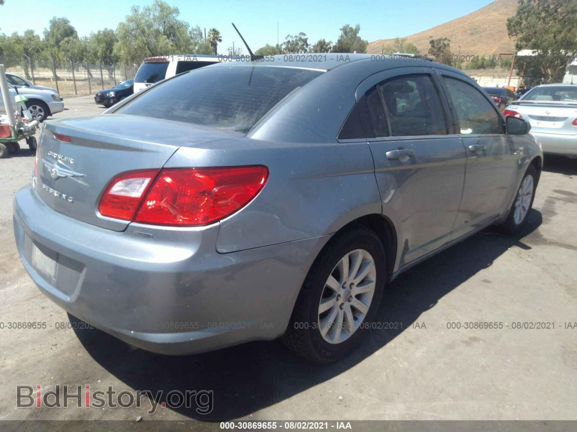 2010 CHRYSLER SEBRING - VIN: 1C3CC5FB8AN153003 - Фото 4