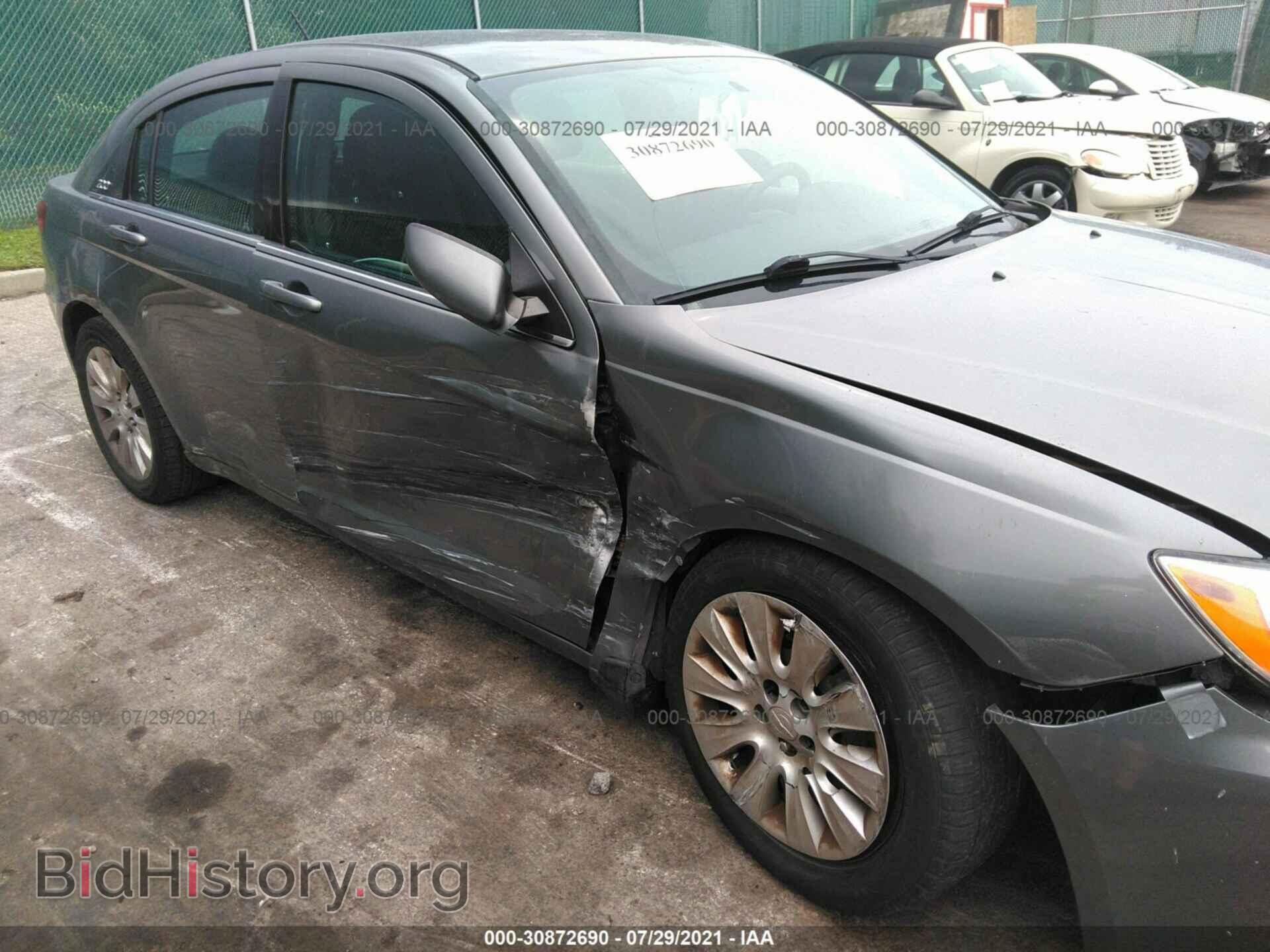 2013 CHRYSLER 200 - VIN: 1C3CCBAG2DN728265 - Фото 6