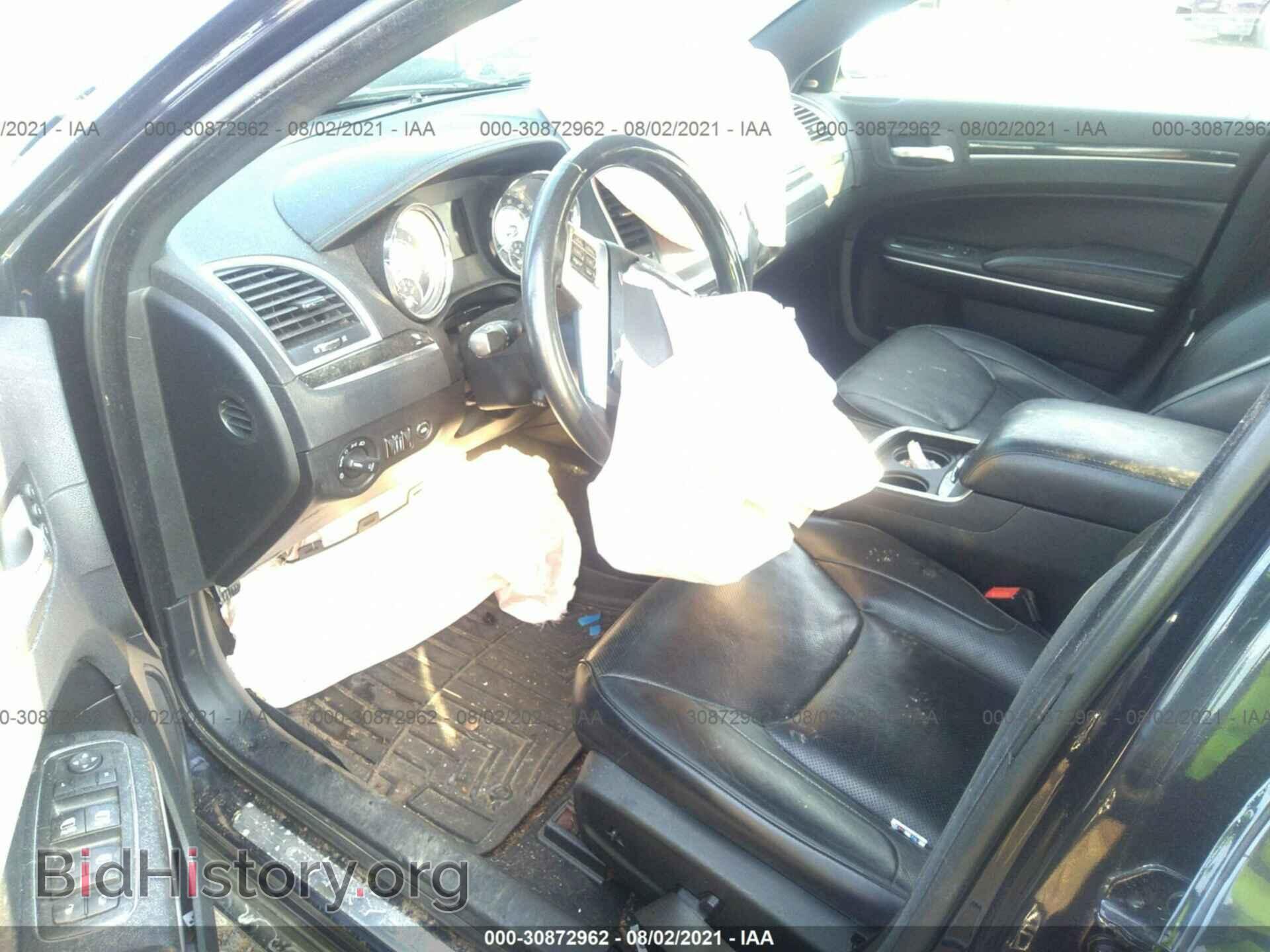 2012 CHRYSLER 300 - VIN: 2C3CCAHG7CH184983 - Фото 5