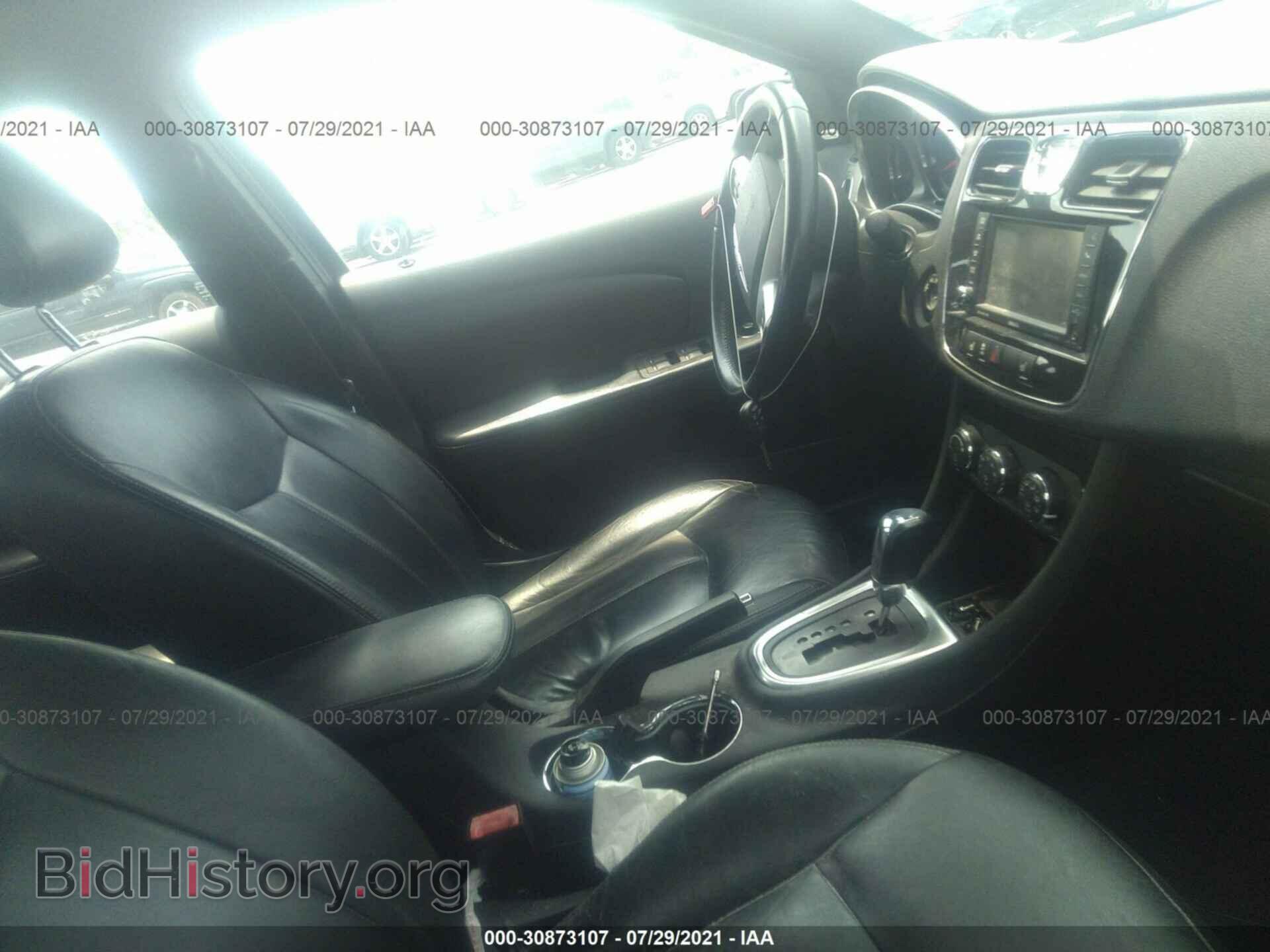 2012 CHRYSLER 200 - VIN: 1C3CCBCG0CN123981 - Фото 5