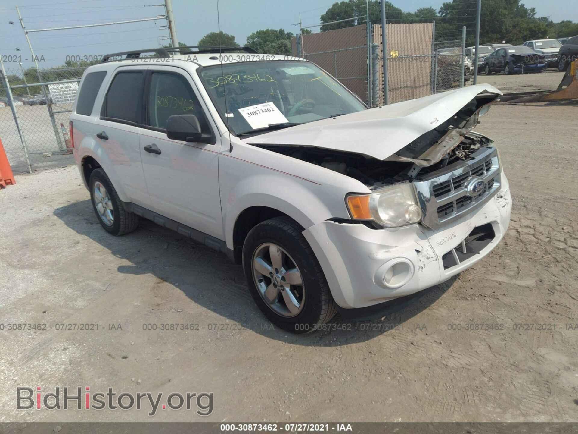 Photo 1FMCU93729KD00568 - FORD ESCAPE 2009