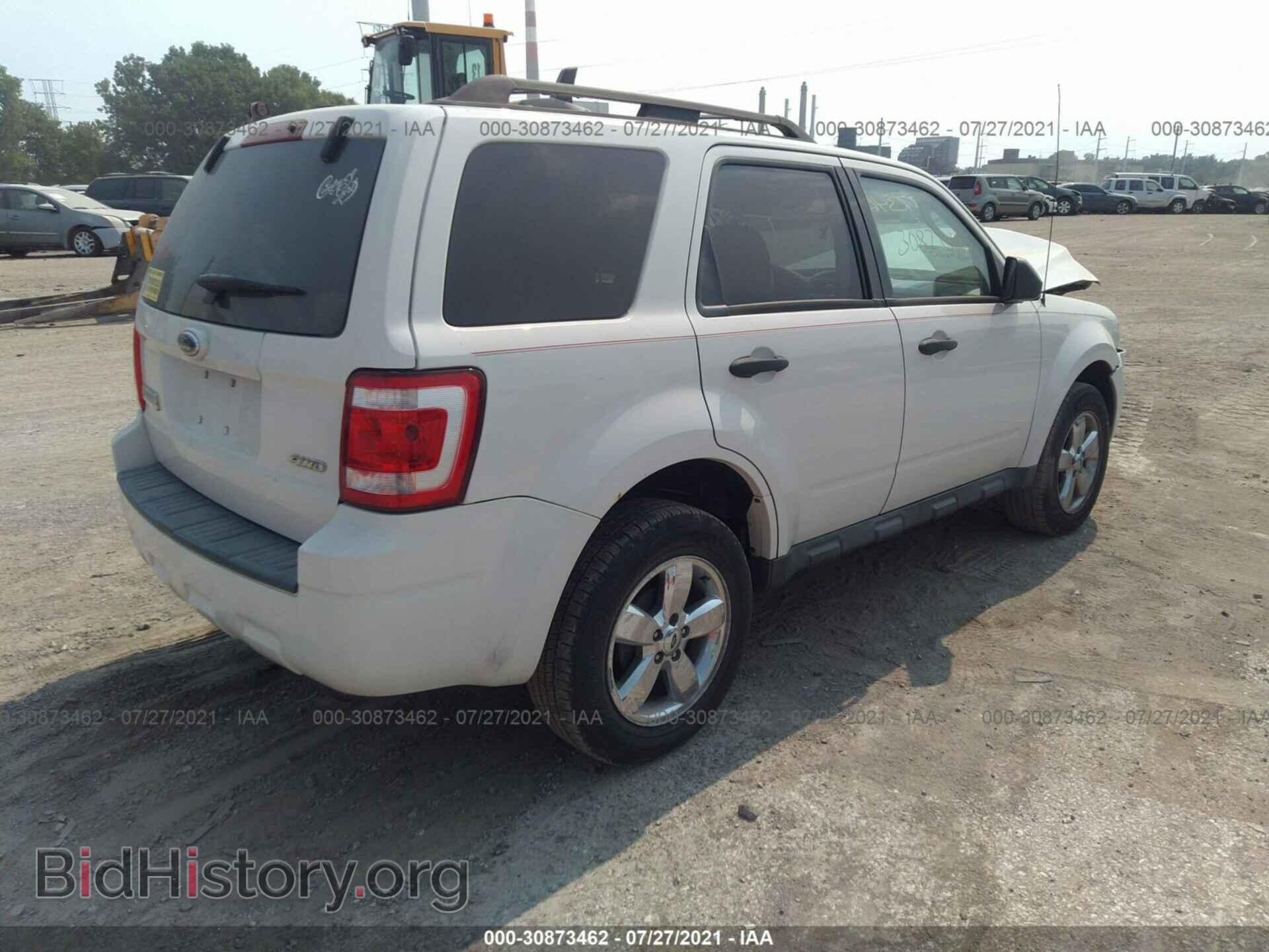 2009 FORD ESCAPE - VIN: 1FMCU93729KD00568 - Фото 4