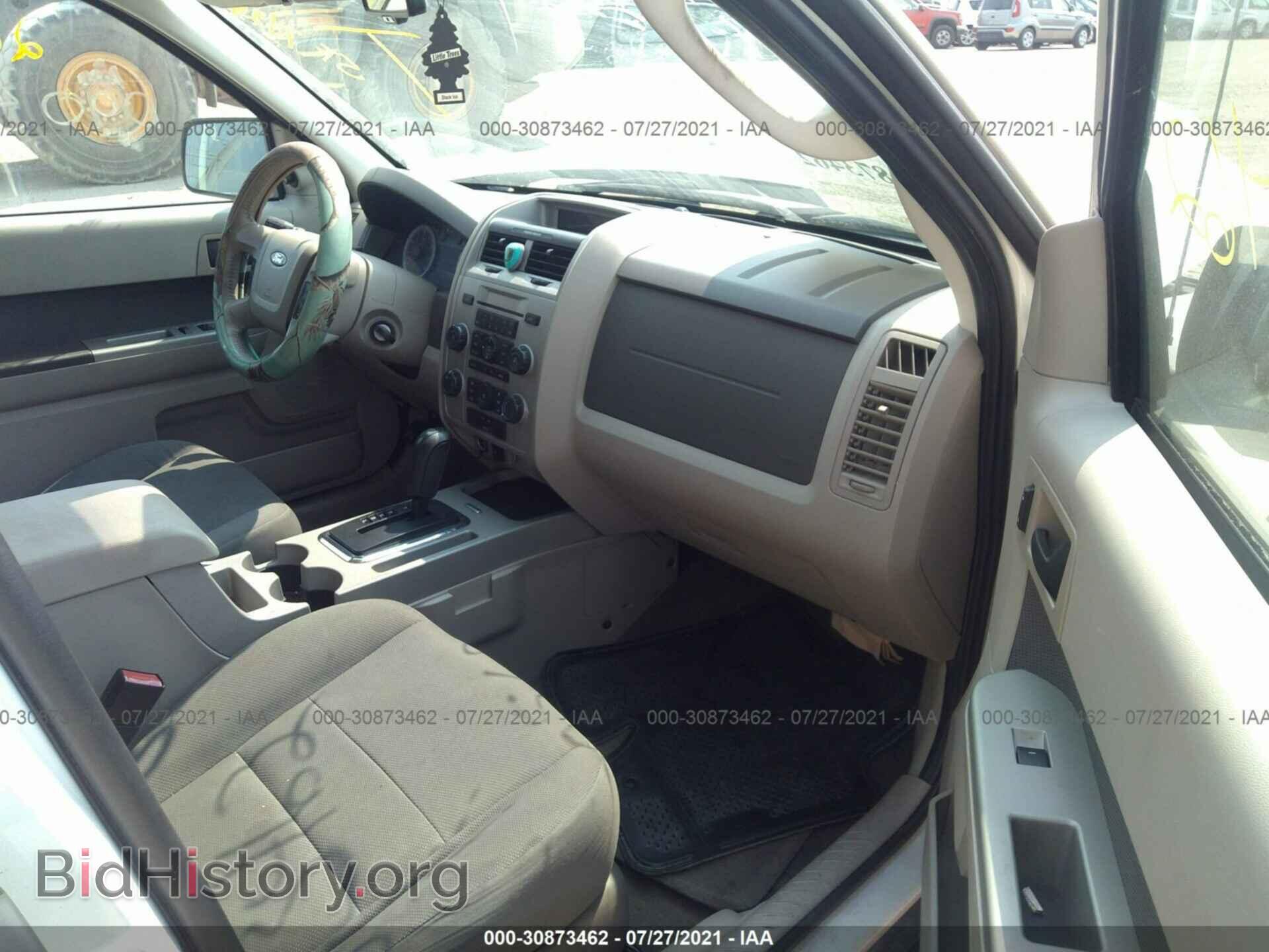 2009 FORD ESCAPE - VIN: 1FMCU93729KD00568 - Фото 5