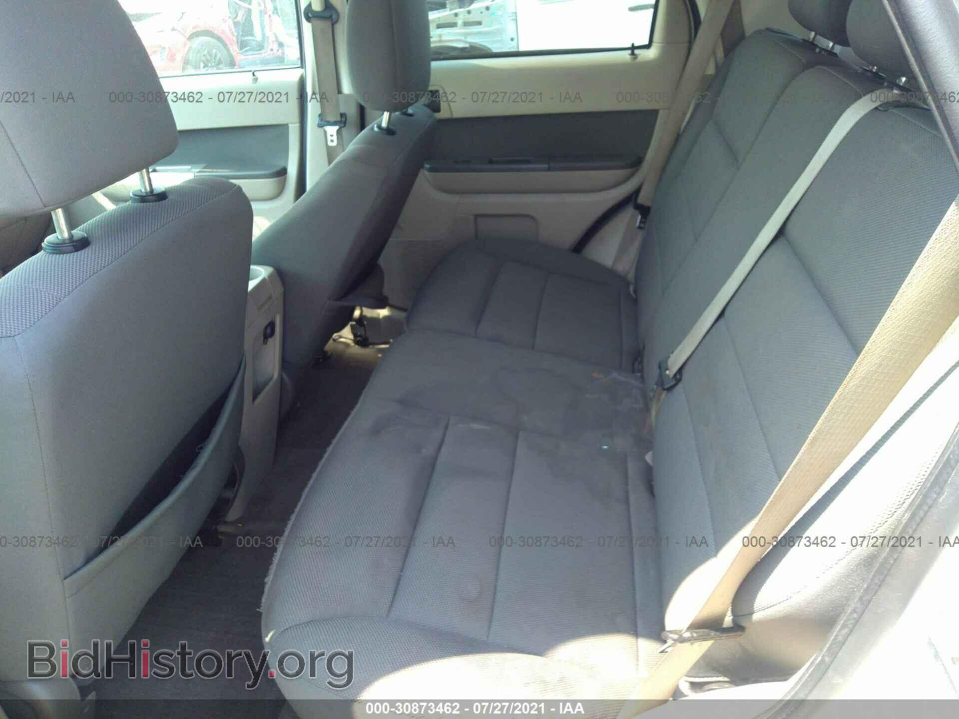 2009 FORD ESCAPE - VIN: 1FMCU93729KD00568 - Фото 8