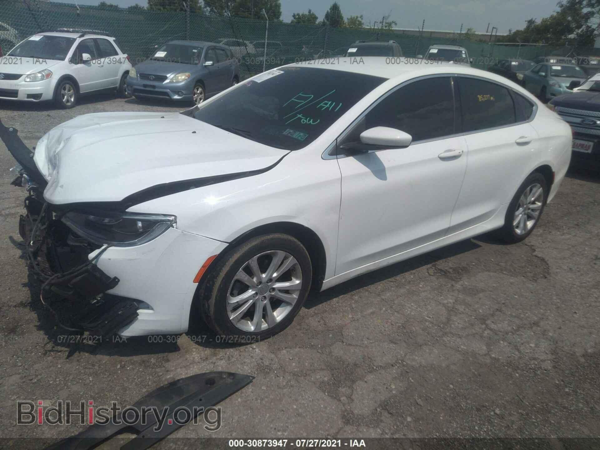 2015 CHRYSLER 200 - VIN: 1C3CCCAB5FN641845 - Photo 2