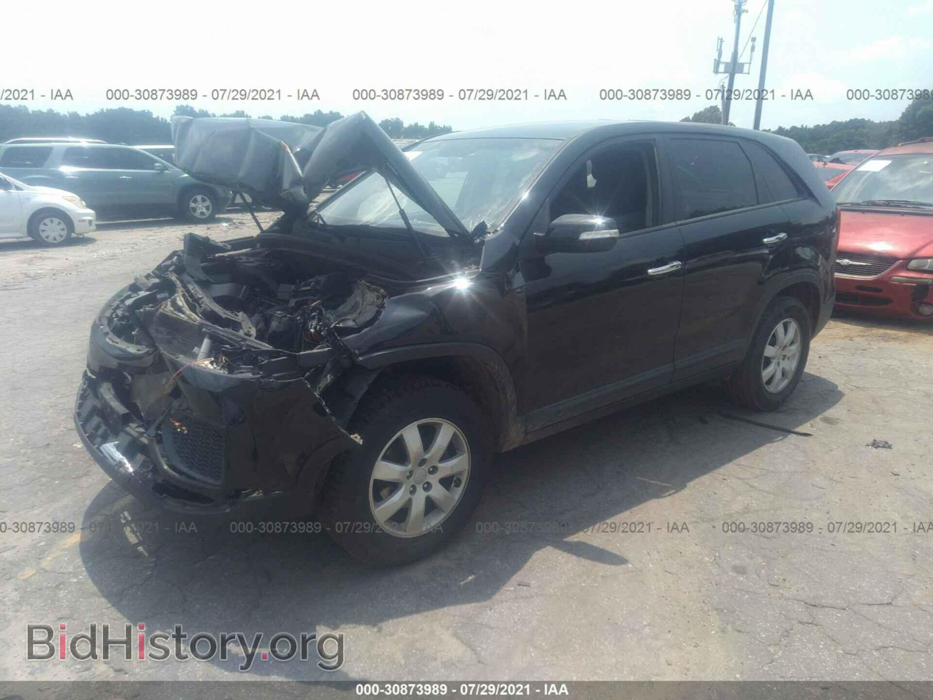 2012 KIA SORENTO - VIN: 5XYKT3A18CG303843 - Фото 2