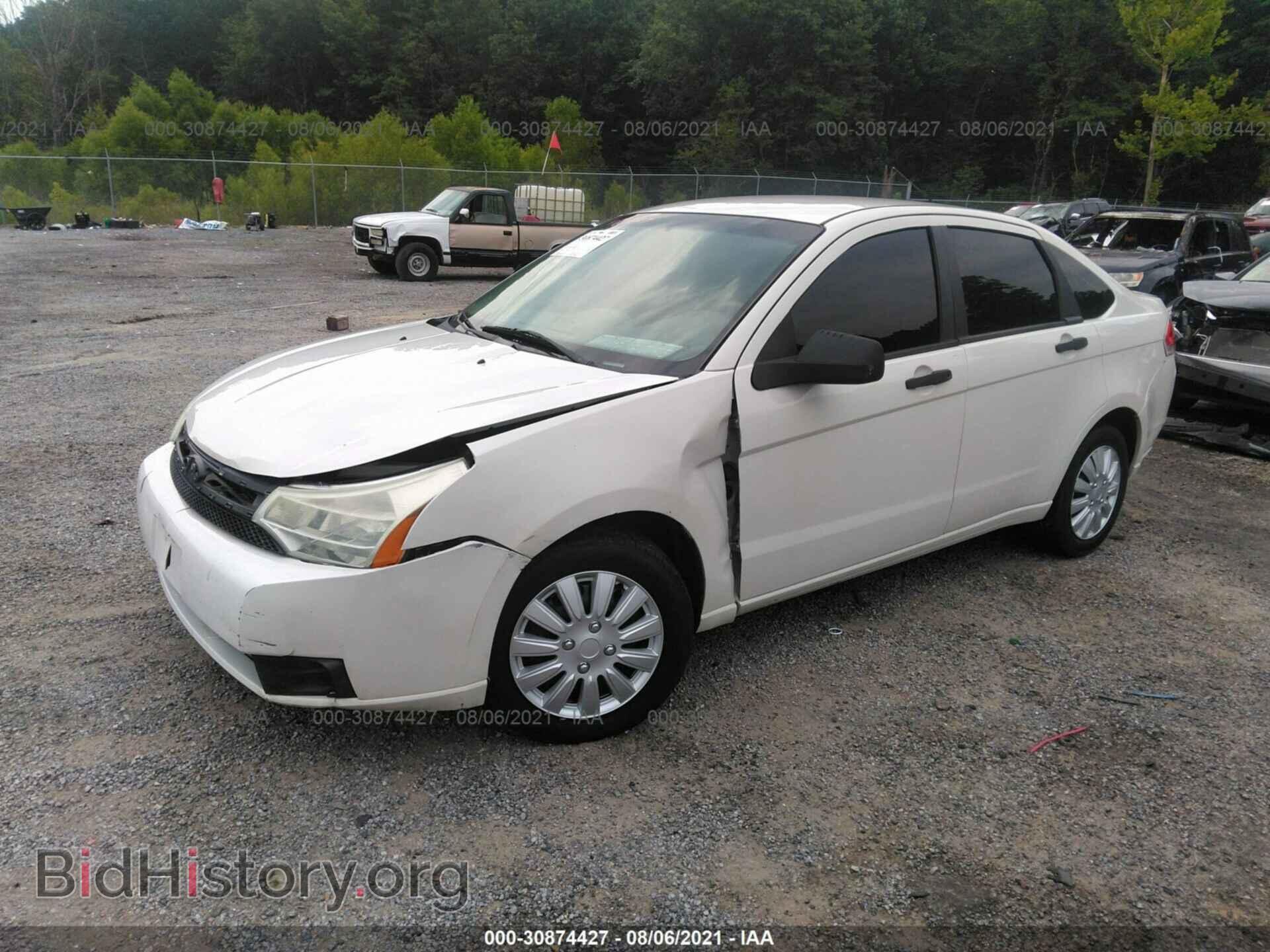 2011 FORD FOCUS - VIN: 1FAHP3EN2BW159564 - Фото 2