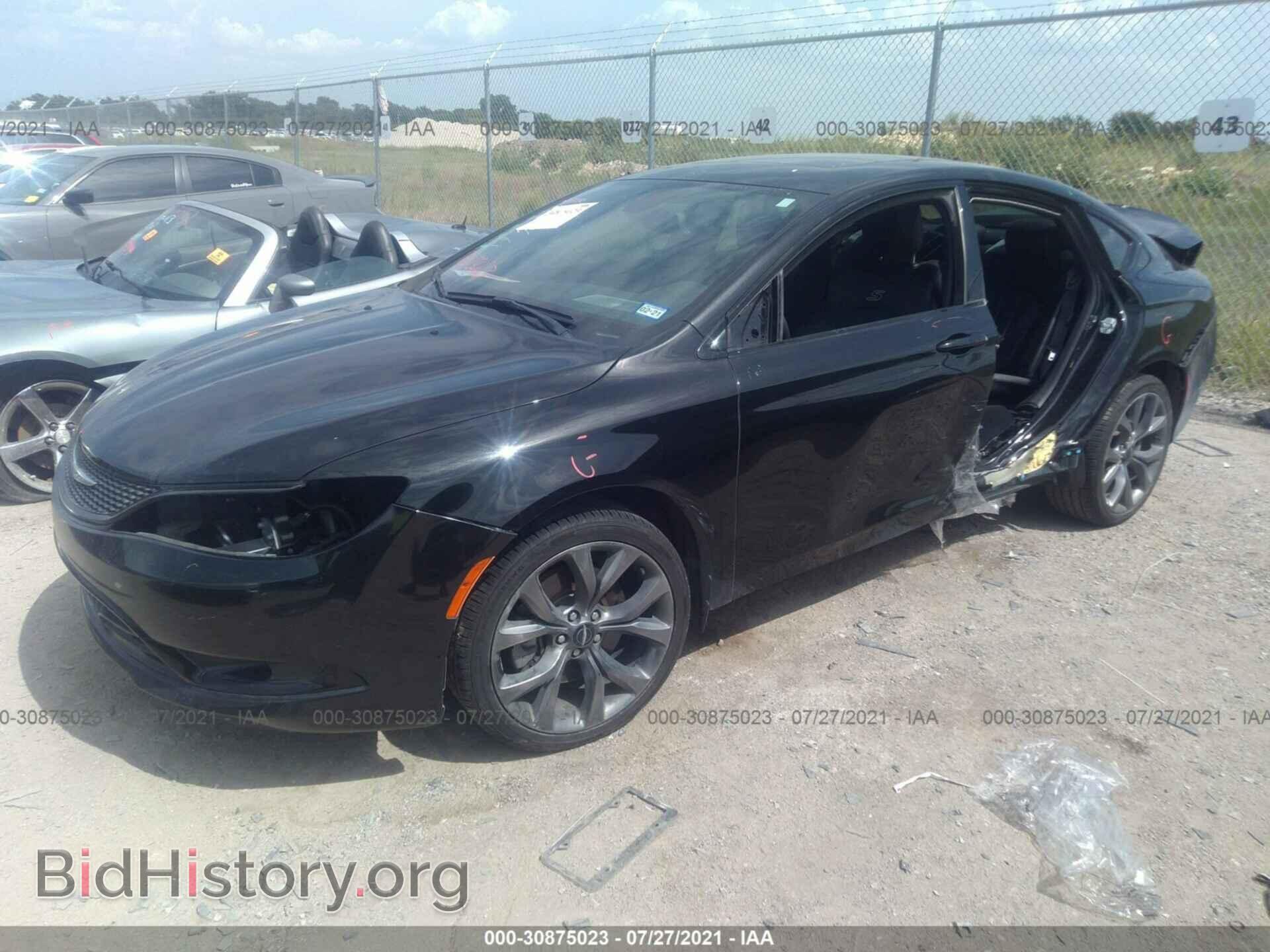 2016 CHRYSLER 200 - VIN: 1C3CCCBB4GN174742 - Фото 2