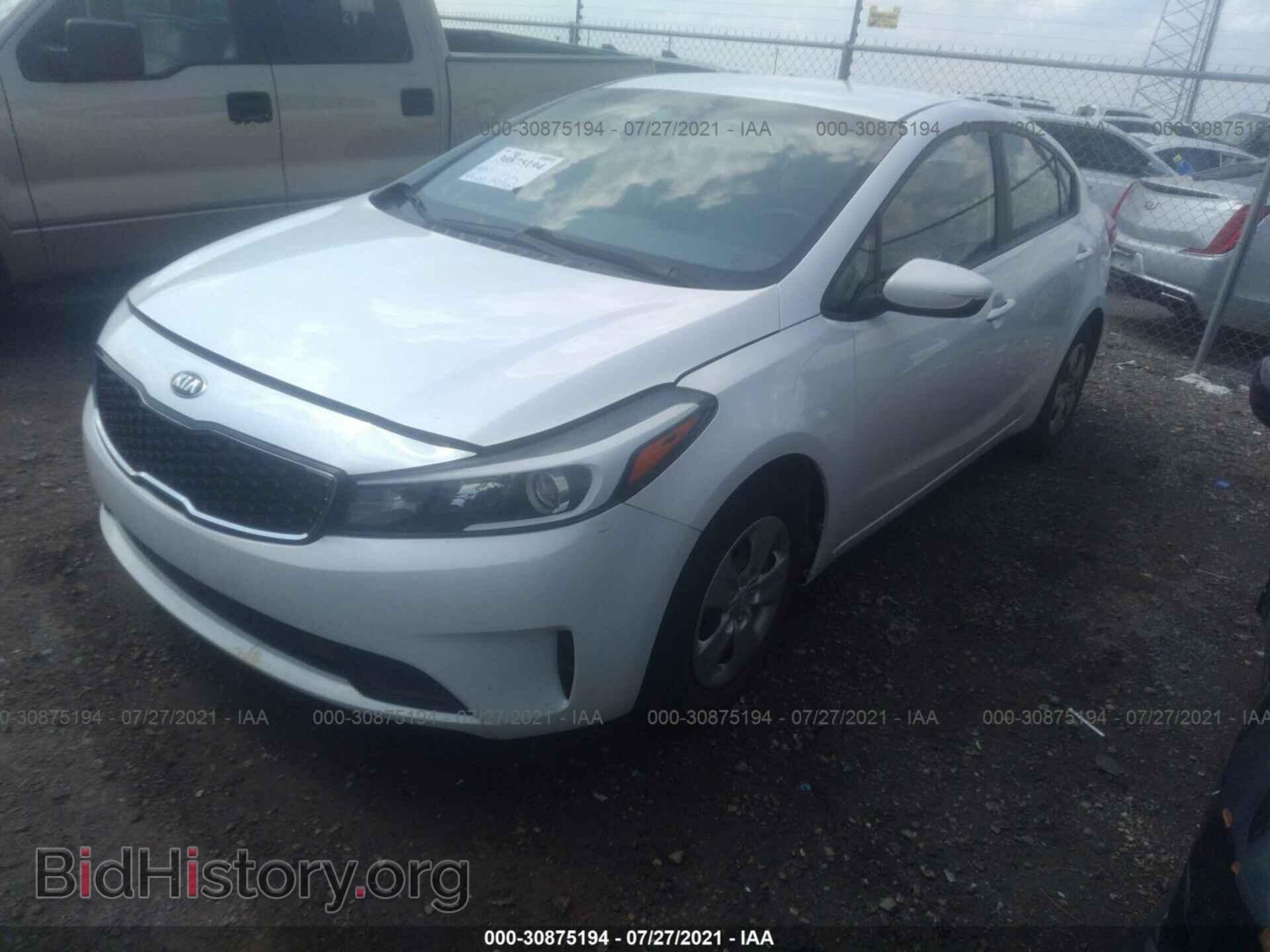 2017 KIA FORTE - VIN: 3KPFL4A78HE071342 - Photo 2