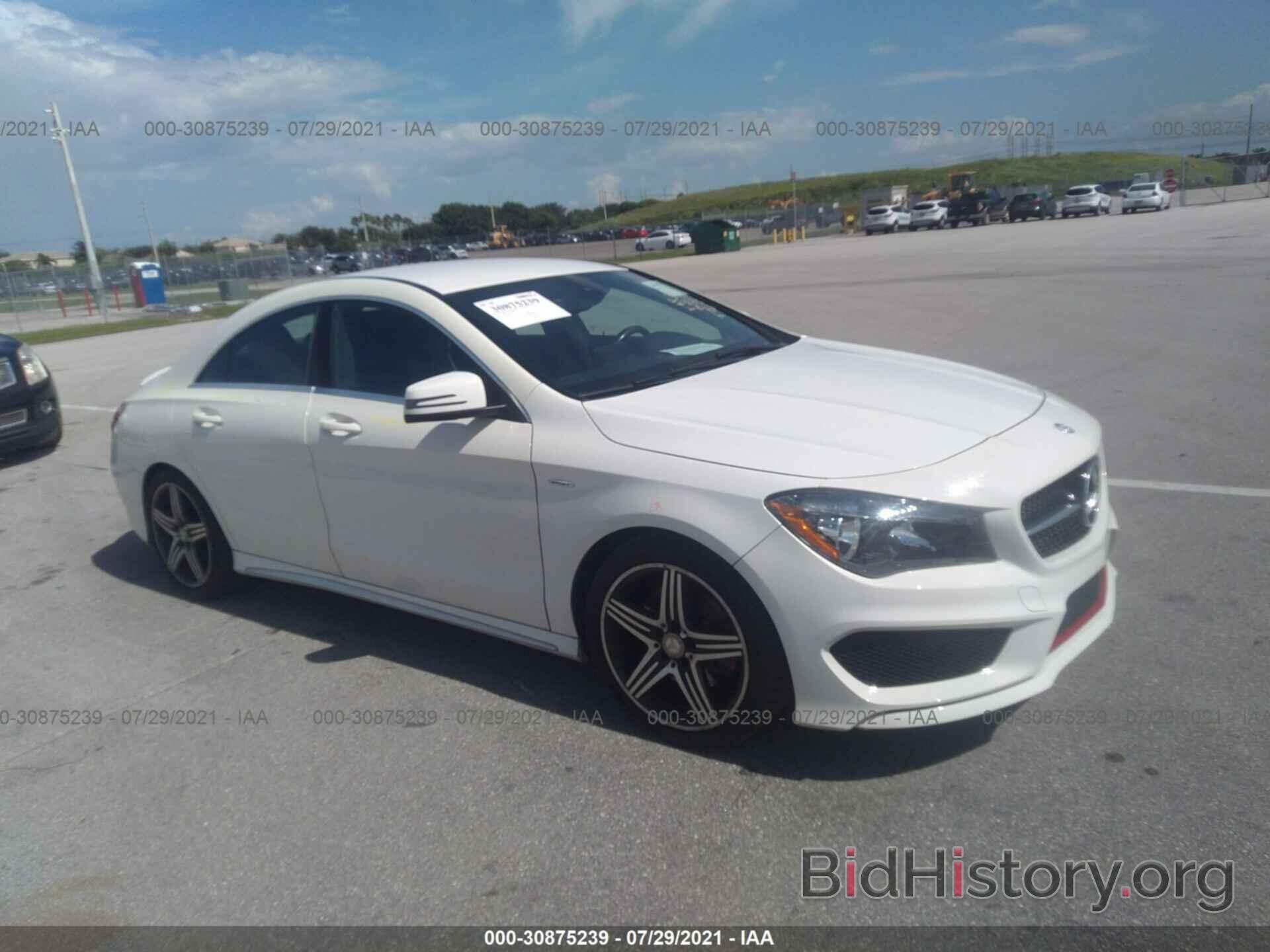 Photo WDDSJ4EB2GN306563 - MERCEDES-BENZ CLA 2016