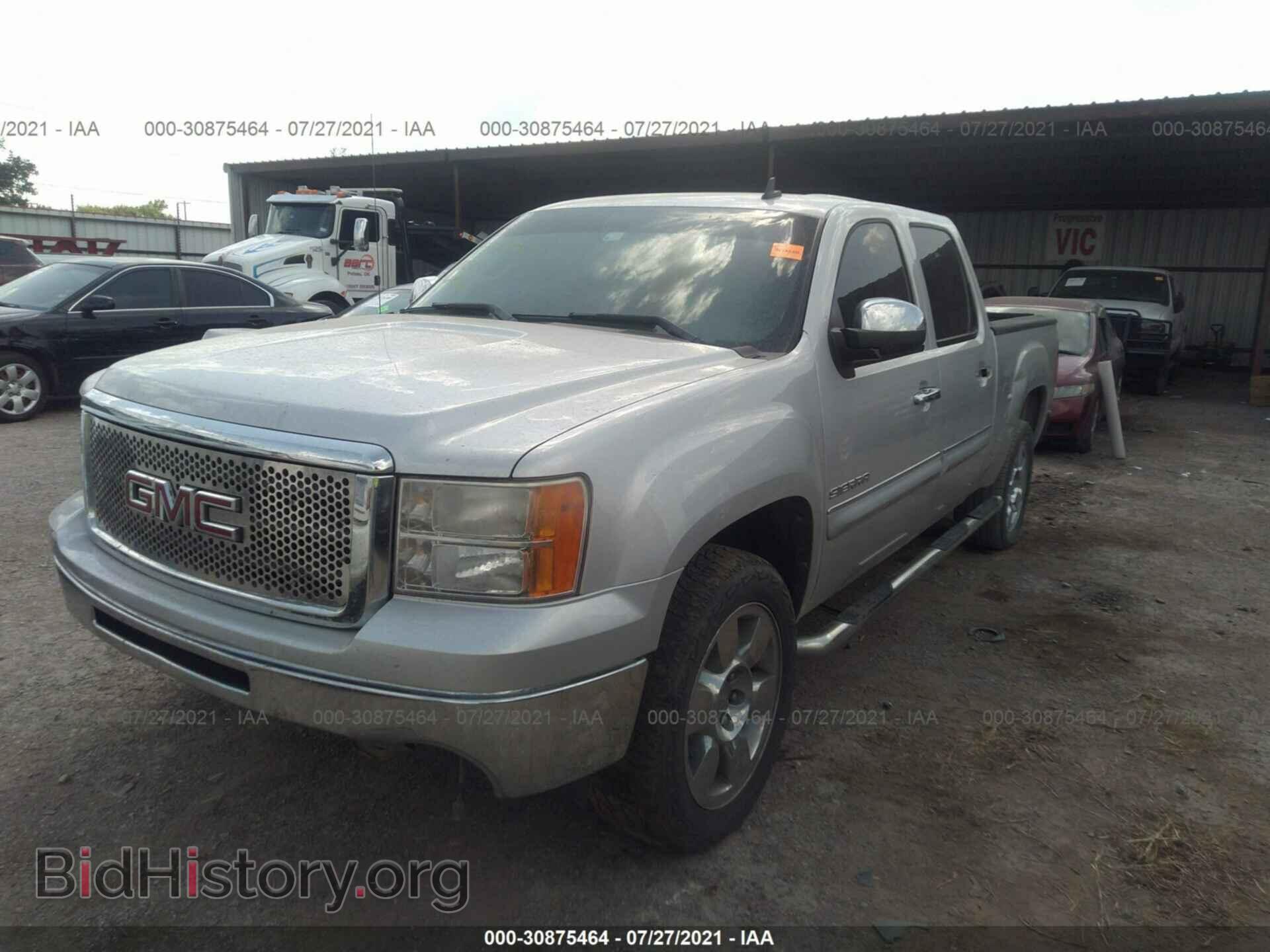 2010 GMC SIERRA 1500 - VIN: 3GTRCVE04AG286002 - Фото 2