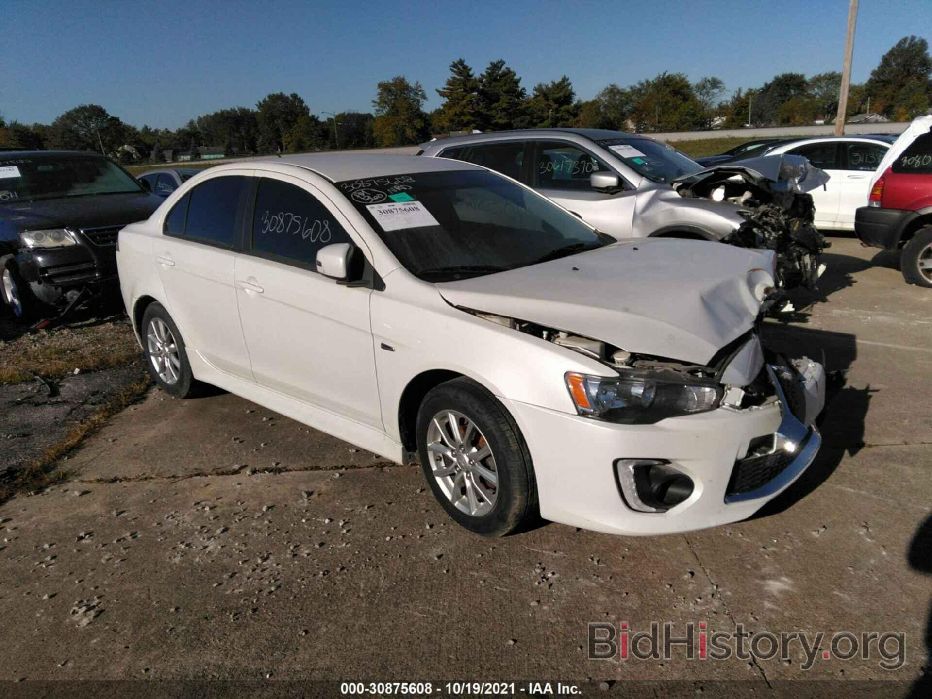 Photo JA32U2FU4GU005660 - MITSUBISHI LANCER 2016