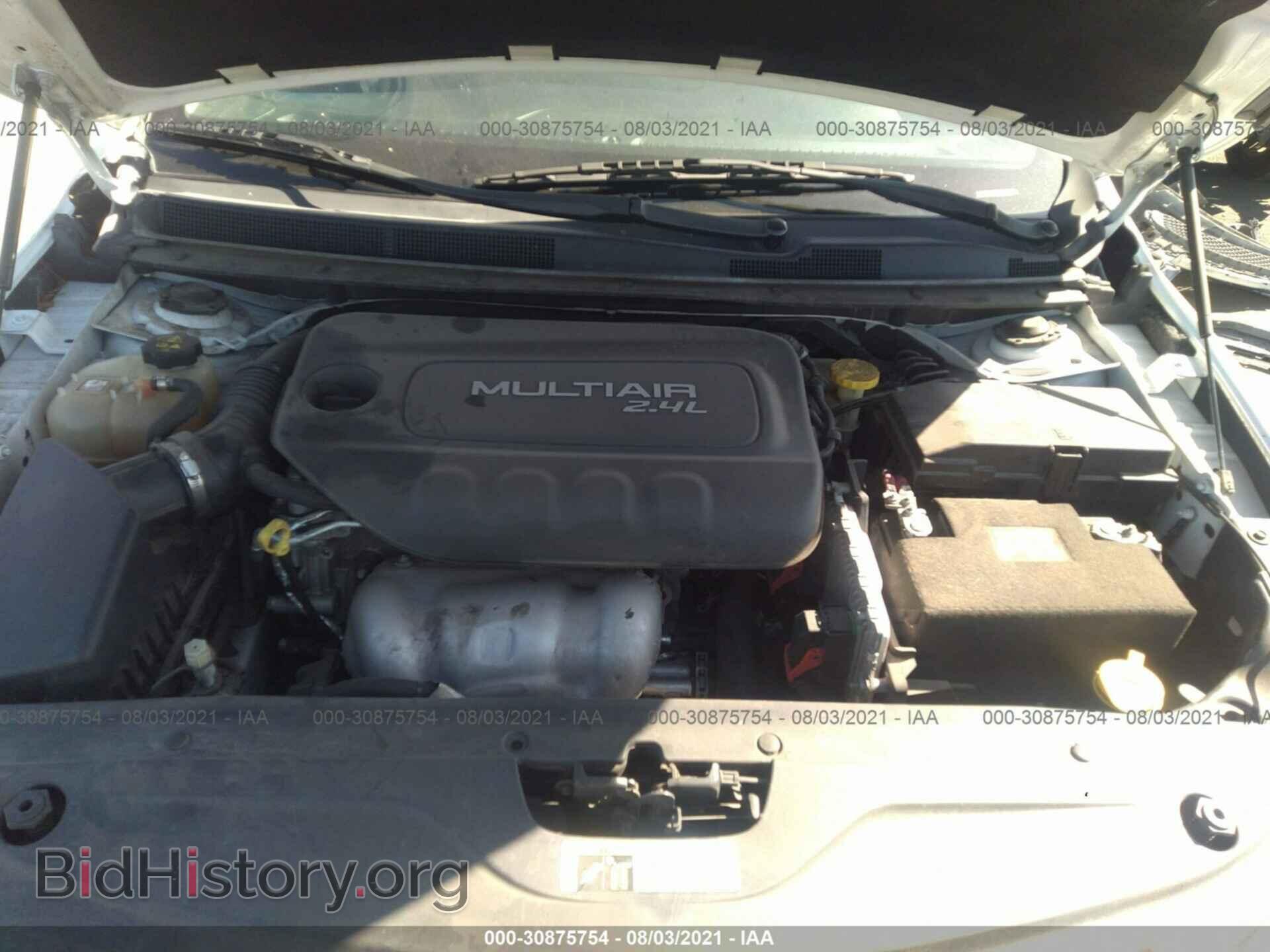2015 CHRYSLER 200 - VIN: 1C3CCCAB0FN596927 - Фото 9