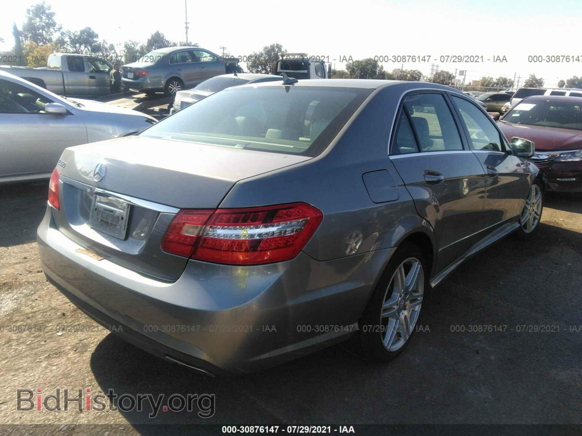 2010 MERCEDES-BENZ E-CLASS - VIN: WDDHF5GB3AA066842 - Фото 4