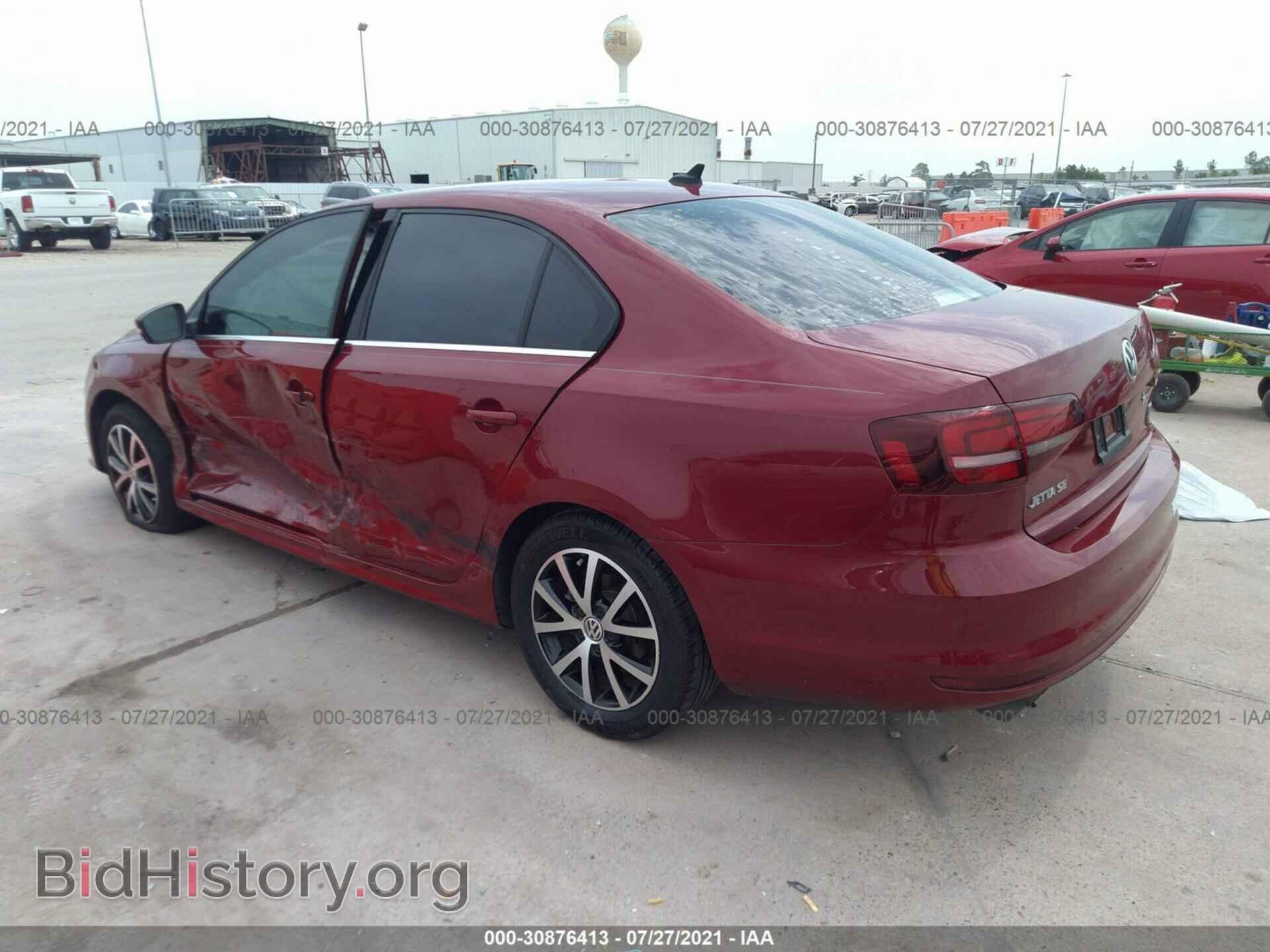 2017 VOLKSWAGEN JETTA - VIN: 3VWDB7AJ4HM379926 - Фото 3