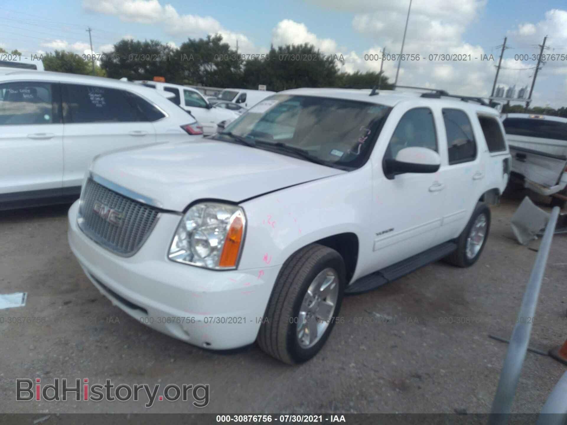2013 GMC YUKON - VIN: 1GKS1CE08DR306319 - Фото 2