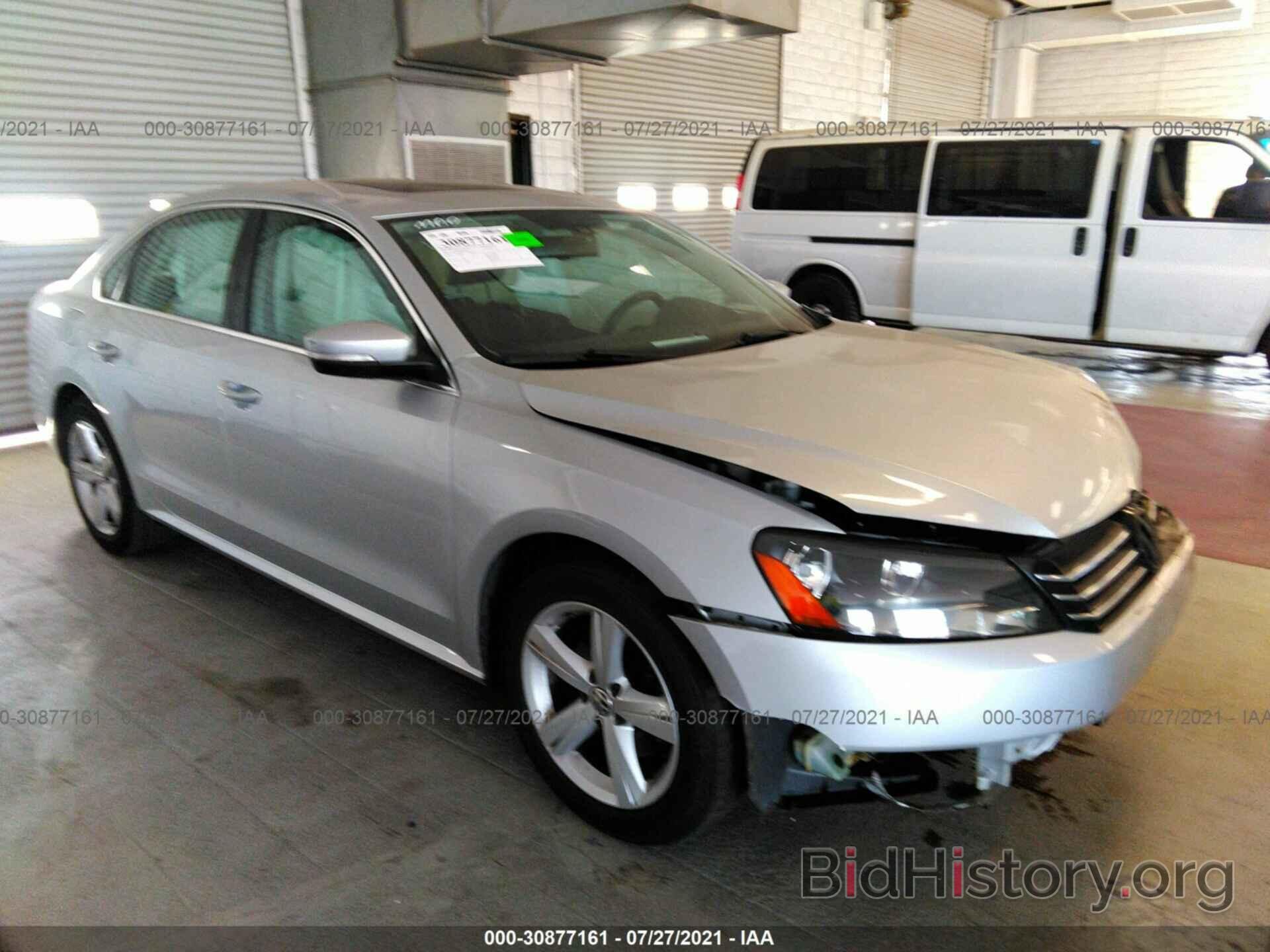 Photo 1VWBP7A36DC116939 - VOLKSWAGEN PASSAT 2013