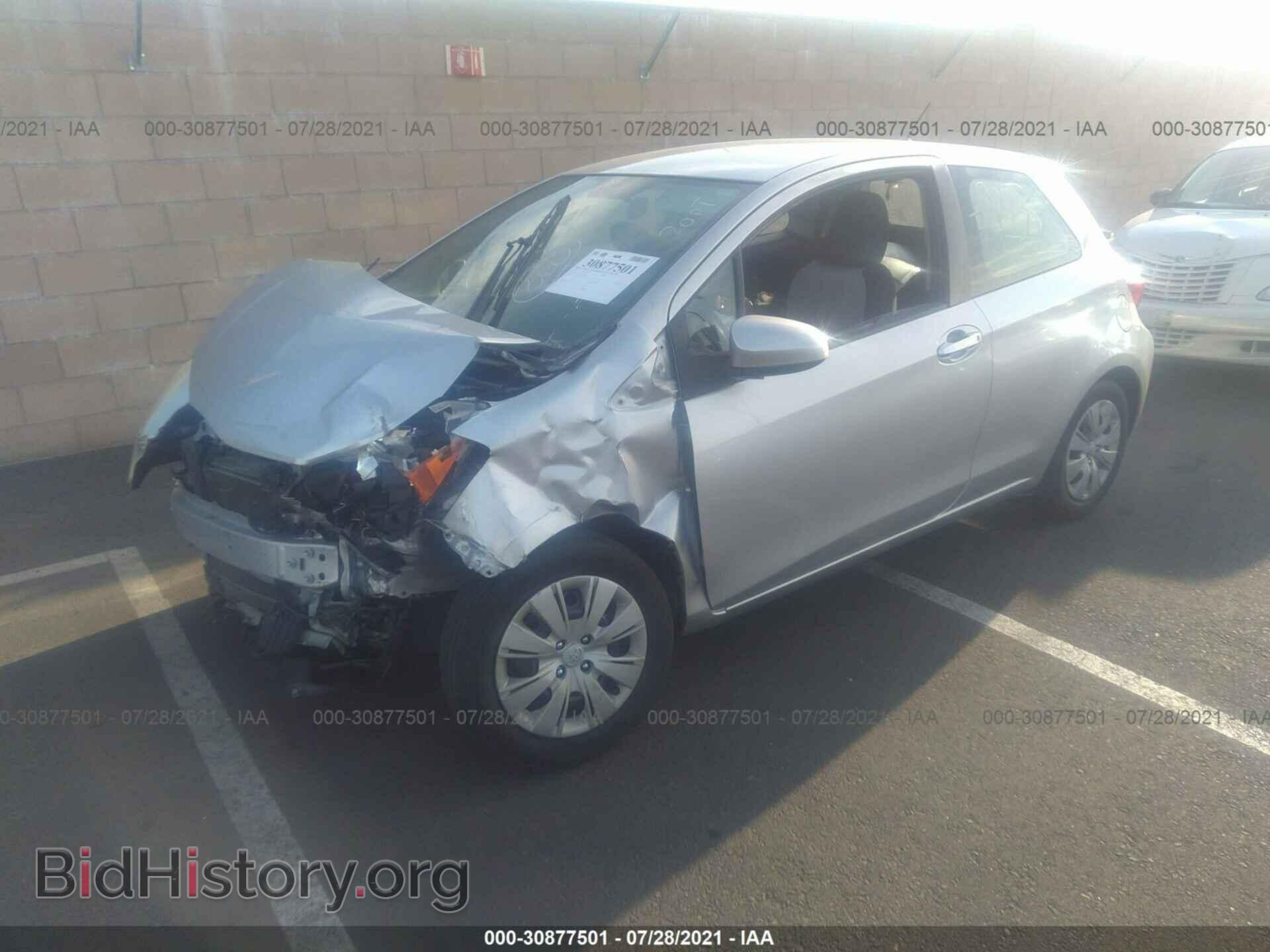 2012 TOYOTA YARIS - VIN: JTDJTUD3XCD516239 - Фото 2