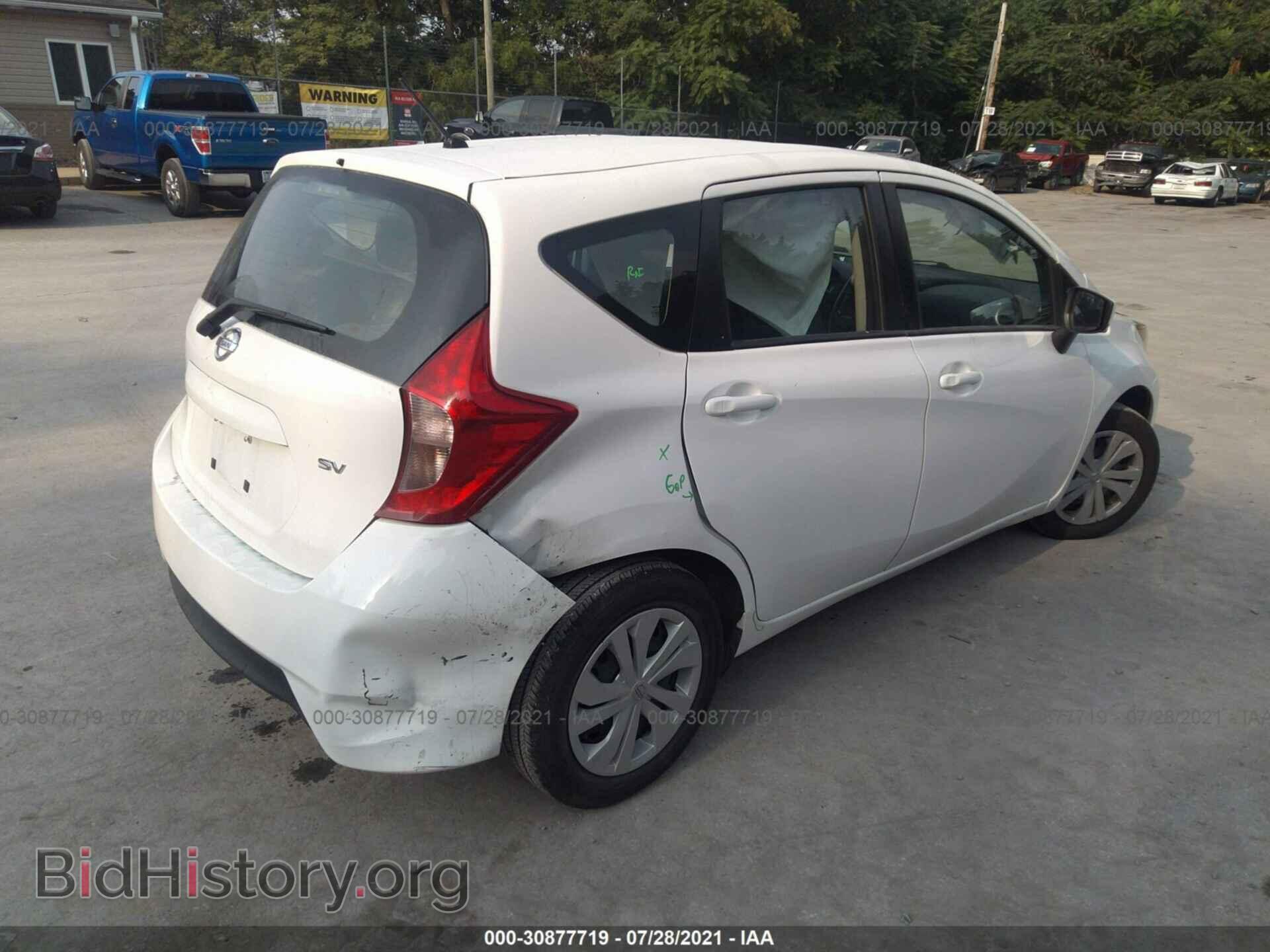 2019 NISSAN VERSA NOTE - VIN: 3N1CE2CP6KL357582 - Фото 4