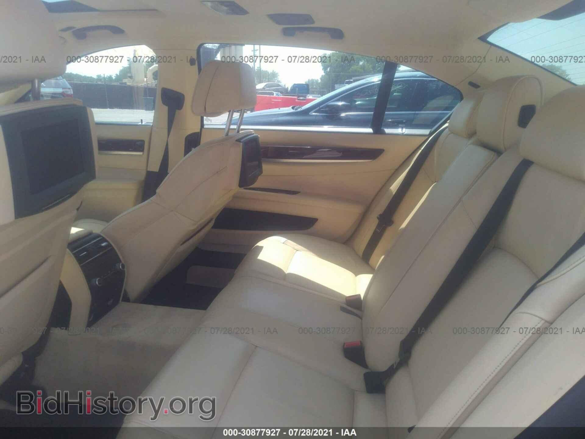 2012 BMW 7 SERIES - VIN: WBAKB8C5XCDX20344 - Фото 8