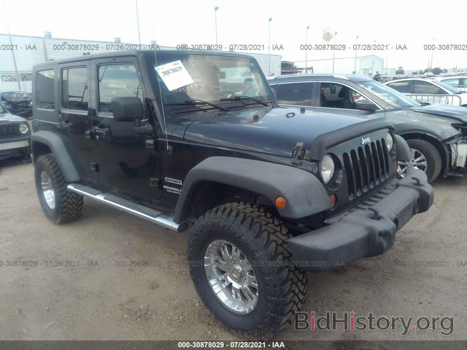 Photo 1J4BA3H14AL132967 - JEEP WRANGLER UNLIMITED 2010