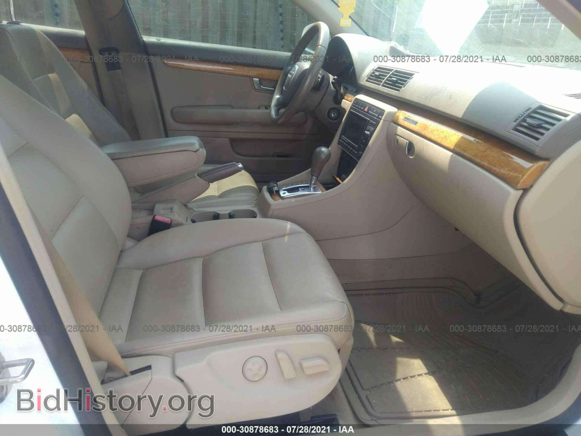 2008 AUDI A4 - VIN: WAUDH78EX8A049809 - Фото 5