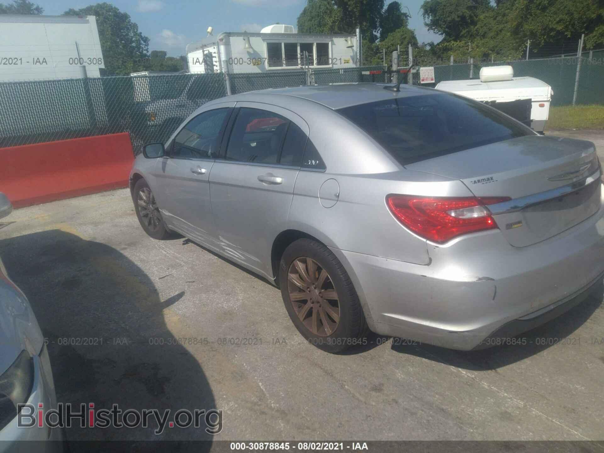 2012 CHRYSLER 200 - VIN: 1C3CCBBGXCN249217 - Фото 3