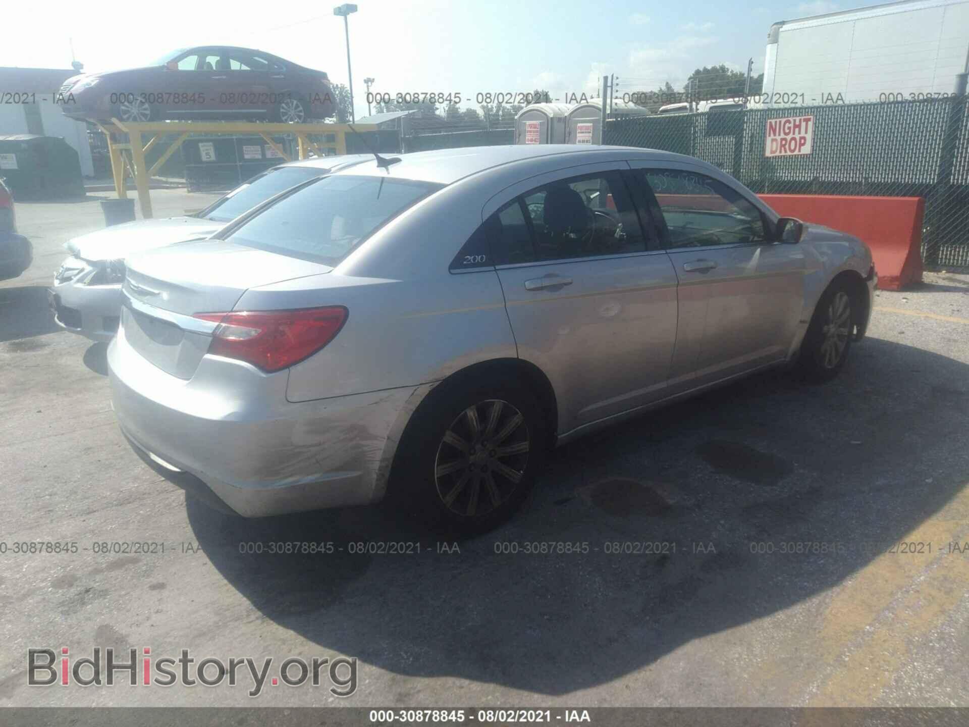 2012 CHRYSLER 200 - VIN: 1C3CCBBGXCN249217 - Фото 4