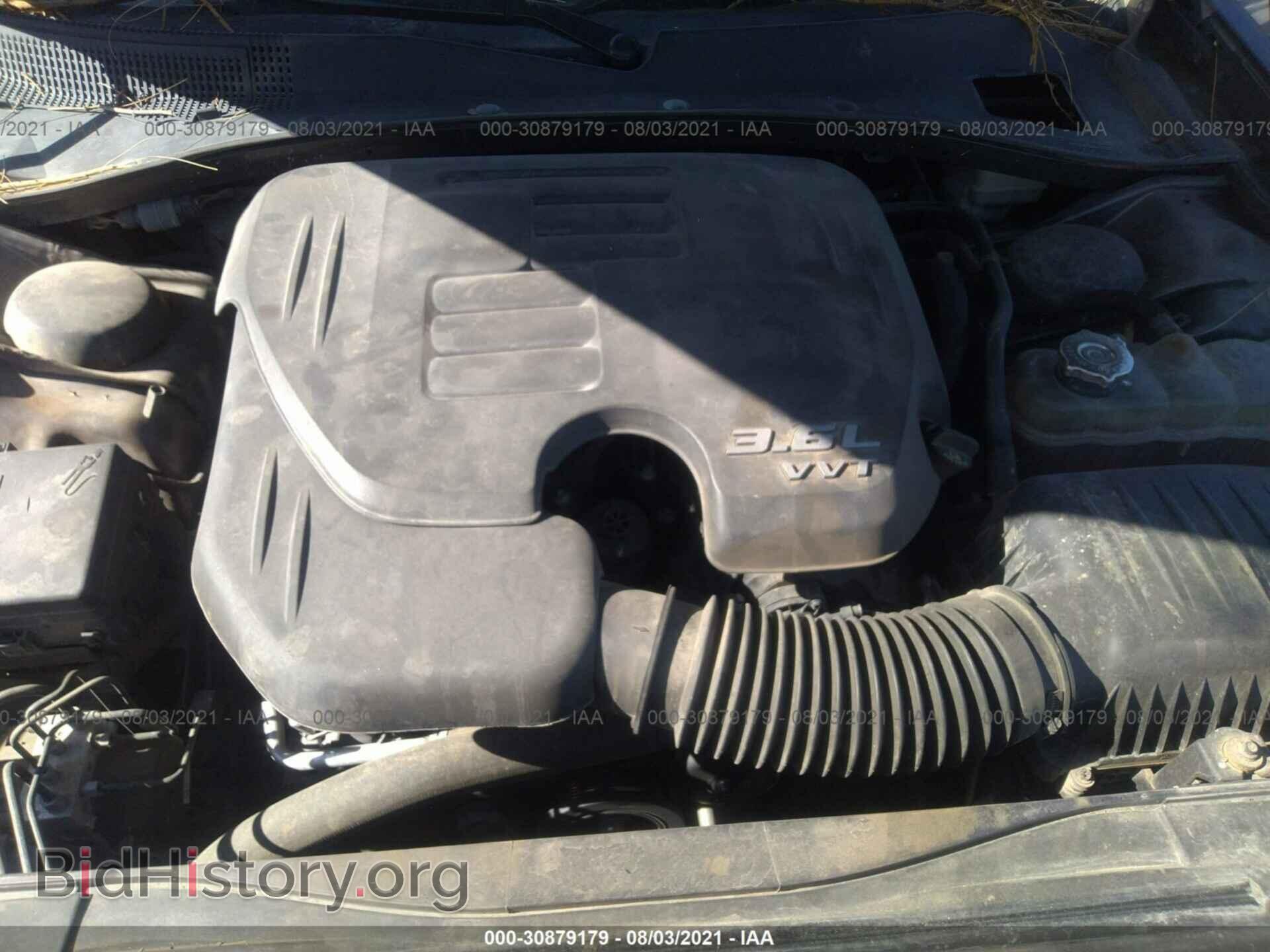 2014 CHRYSLER 300 - VIN: 2C3CCAAGXEH200090 - Фото 10